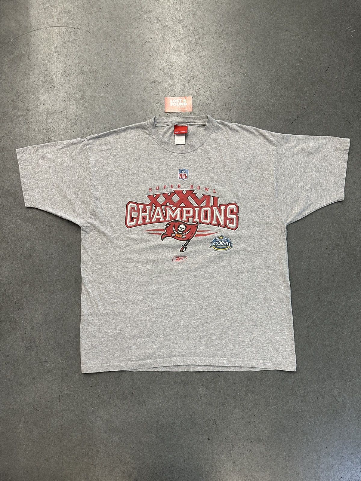 NFL × Vintage 2003 Vintage NFL Tampa Bay Buccaneers Super Bowl Tee Size US XL / EU 56 / 4 - 2 Thumbnail