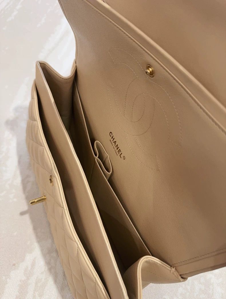 Chanel Chanel Beige sheepskin gold buckle double-covered shoulder Size ONE SIZE - 6 Thumbnail
