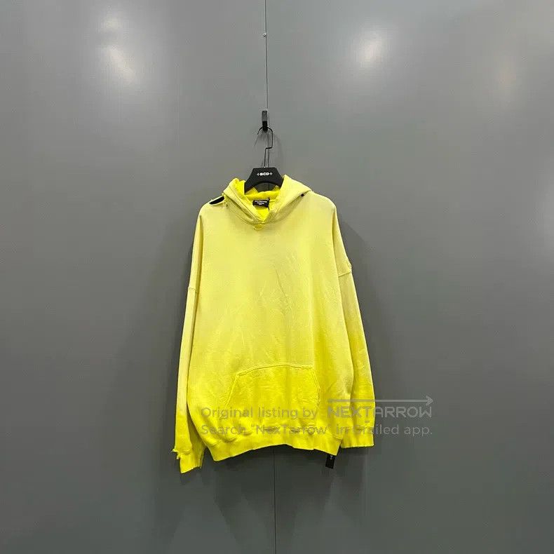 Balenciaga Balenciaga Gradient Hoodie - XS Size US XS / EU 42 / 0 - 1 Thumbnail