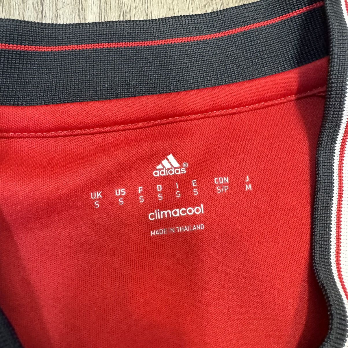 Other Manchester United 15/16 home shirt #14 Chicharito Size US S / EU 44-46 / 1 - 6 Thumbnail