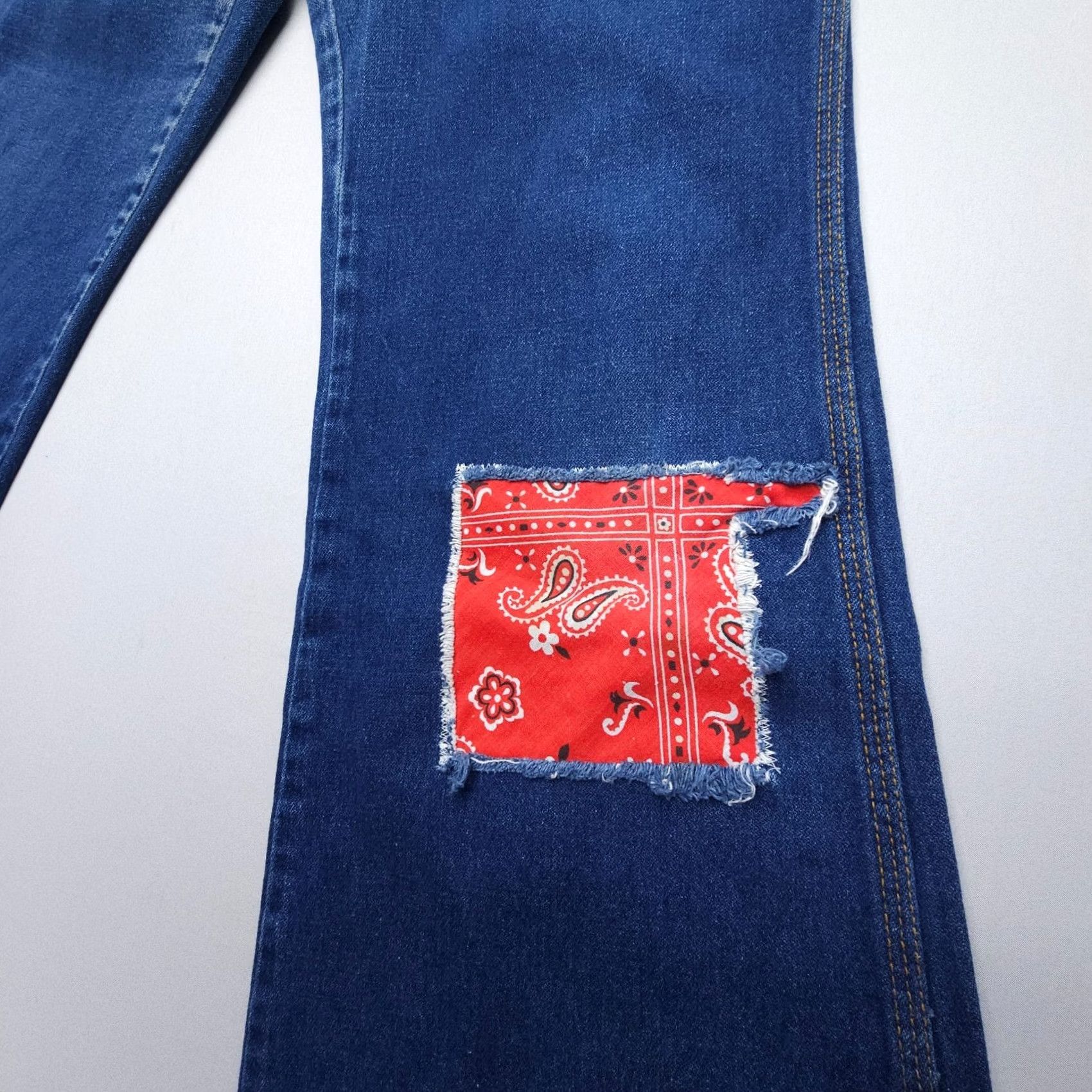 Vintage VINTAGE La Vie Jeans Flared 38x36 Dark Wash 90s Y2K Denim Womens Pants 5-Pocket Zip Inseam 32" Blue Silk Size 26" / US 2 / IT 38 - 3 Thumbnail