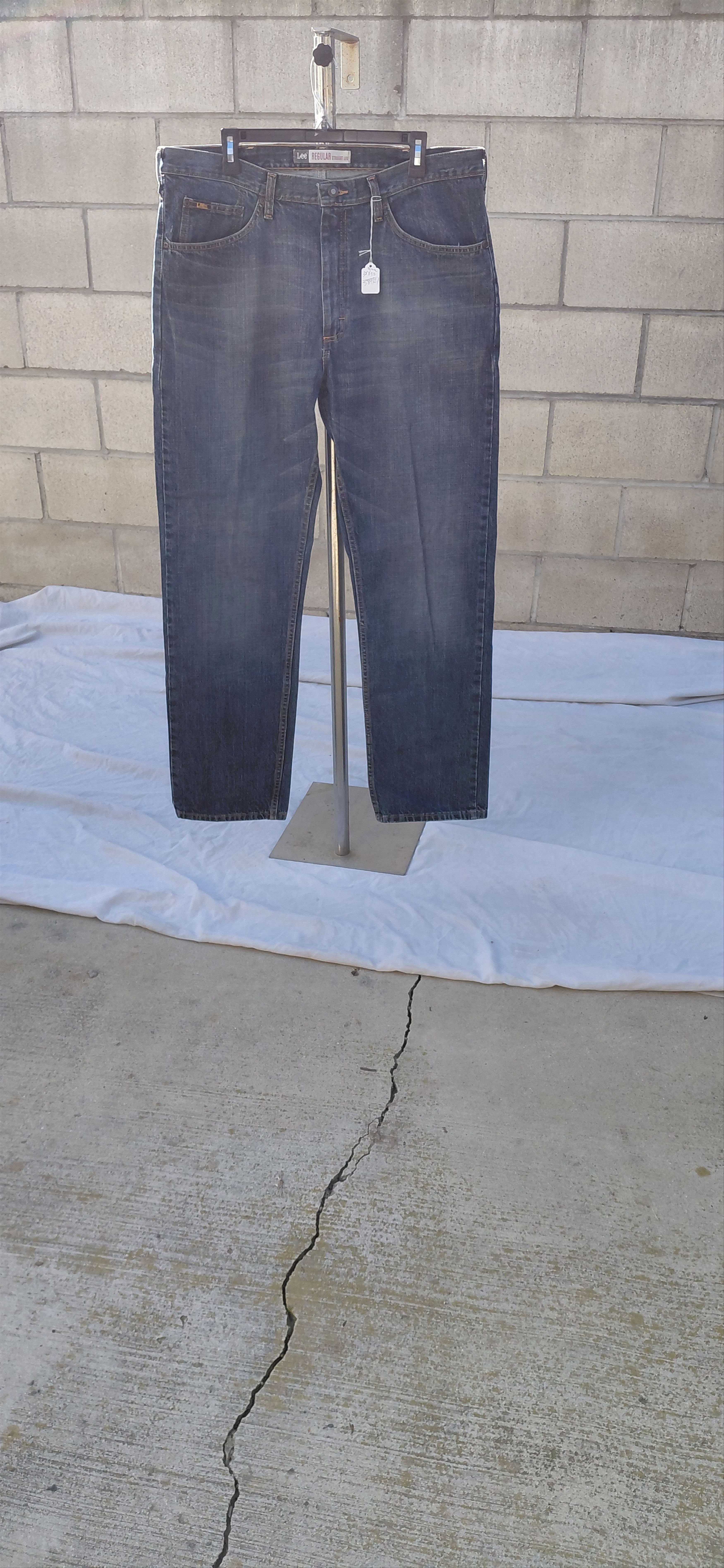 Lee 589121...Mens Lee Premium Straight Leg Jeans Size 38x32 Size US 38 / EU 54 - 2 Thumbnail