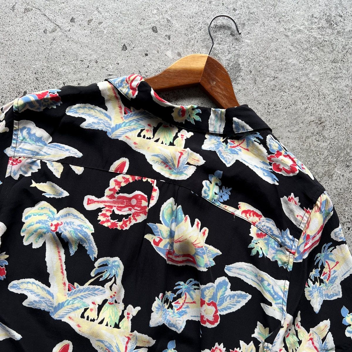 Designer × Levi's Levi’s Open Collar Shirt SS Pattern Palm Beach Hawaiian Size L / US 10 / IT 46 - 6 Thumbnail