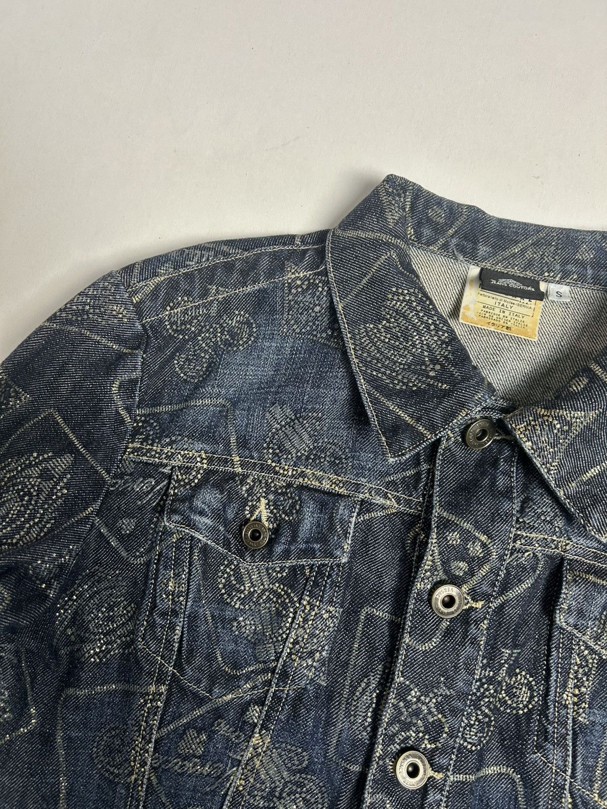Versace Jeans Couture 00’s Versace Jeans Couture Casino Denim Jacket Size S / US 4 / IT 40 - 9 Thumbnail