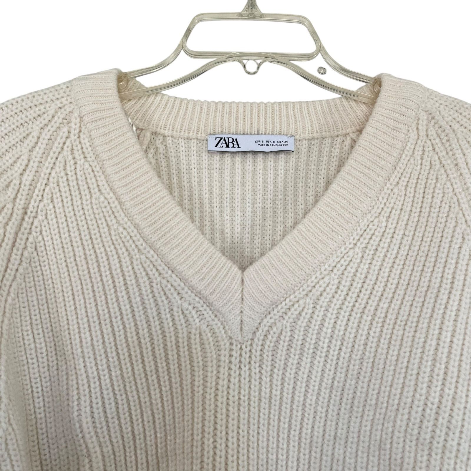 Zara Zara Ecru Rib Knit Cropped Sweater V-Neck Small Size S / US 4 / IT 40 - 2 Thumbnail