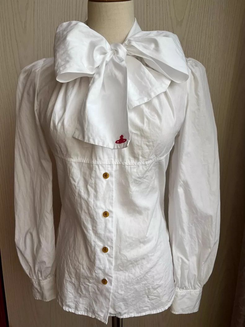 Vivienne Westwood Vivienne Westwood Butterfly collar shirt Size M / US 6-8 / IT 42-44 - 1 Thumbnail