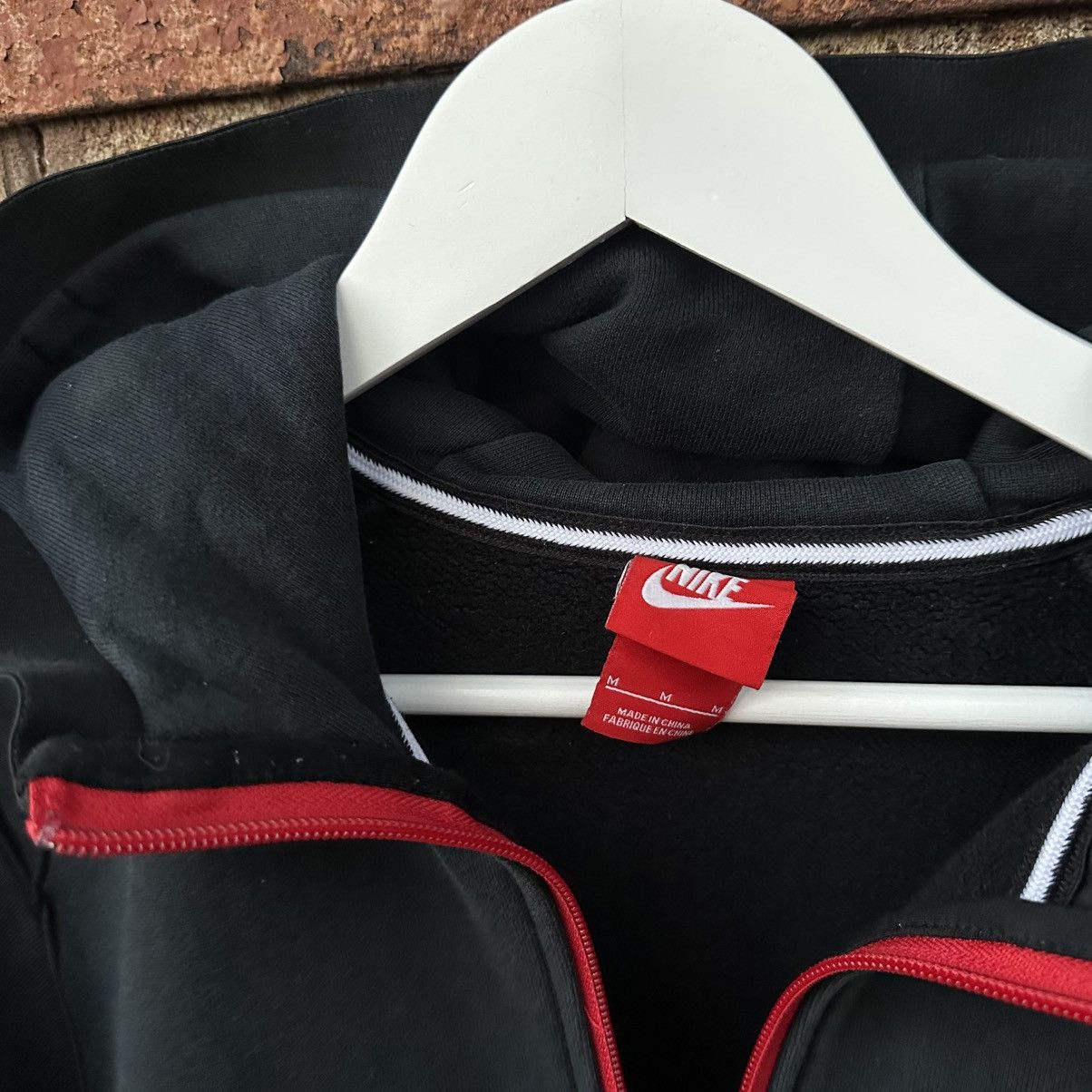 Nike Vintage Nike Tech Zip Hoodie Y2K Size M 00s USA Size US M / EU 48-50 / 2 - 6 Thumbnail