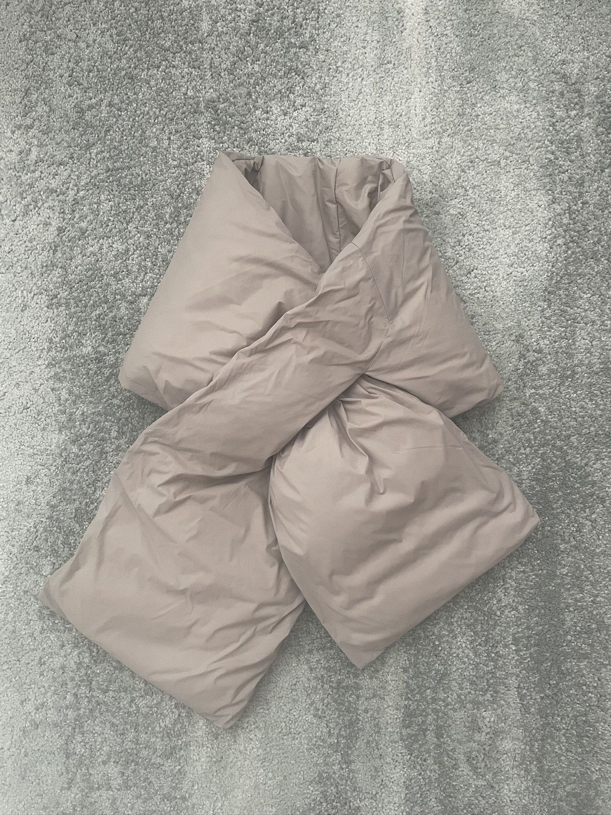 Veilance Arc'teryx Veilance Conduit Down Scarf | Grailed