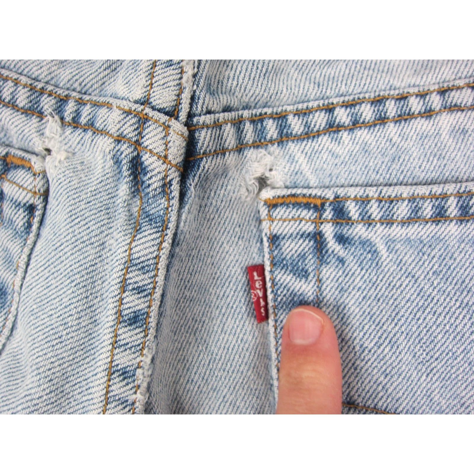Levi's VINTAGE Levi's 550 Jeans Teens W29 L29 13 JR Blue Tapered Relaxed Fit Denim 90s Jeans Mens Womens Boys Girls Size US 29 - 4 Thumbnail
