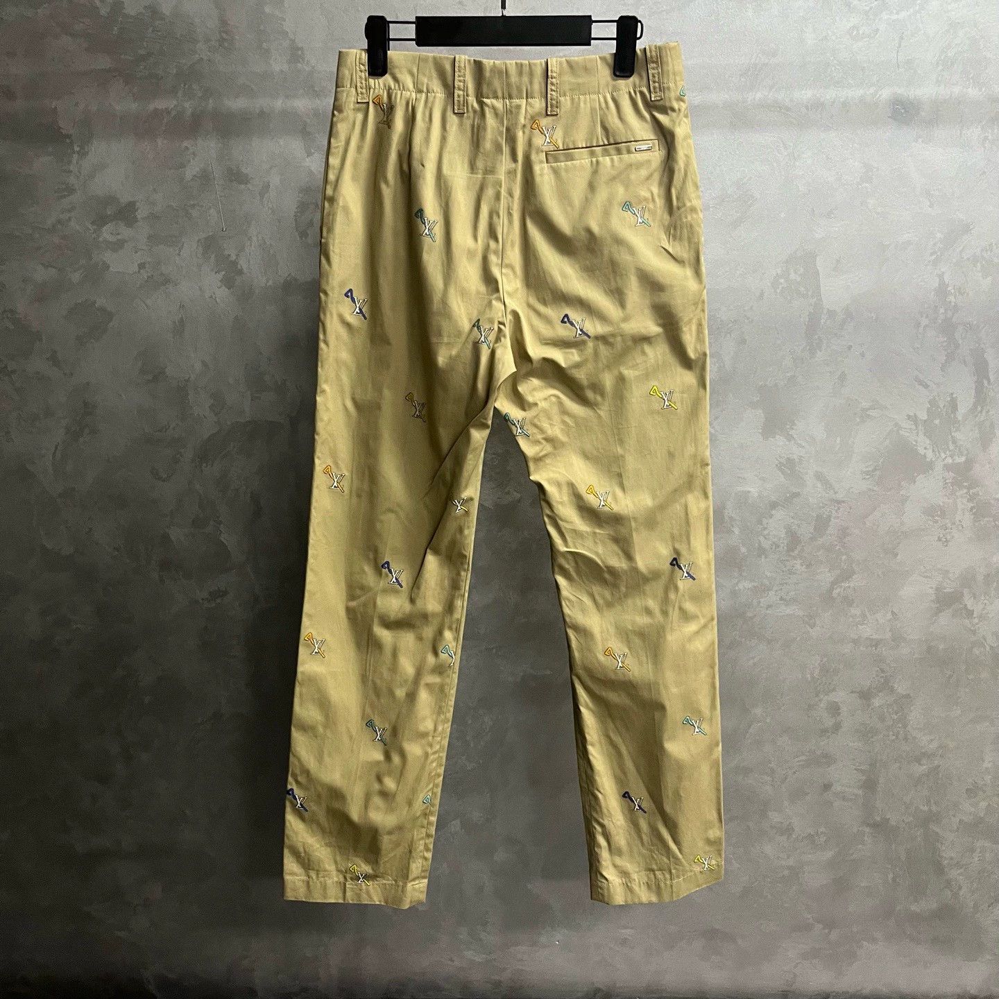 Louis Vuitton beige logo print straight casual pants Size US 30 / EU 46 - 3 Thumbnail