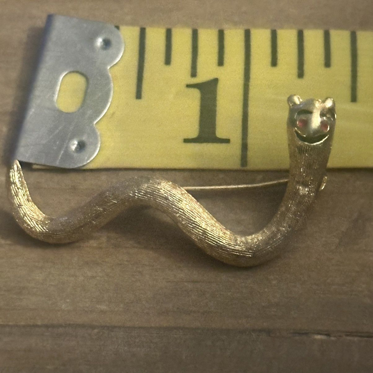Vintage Vintage gold tone caterpillar brooch Size ONE SIZE - 3 Thumbnail