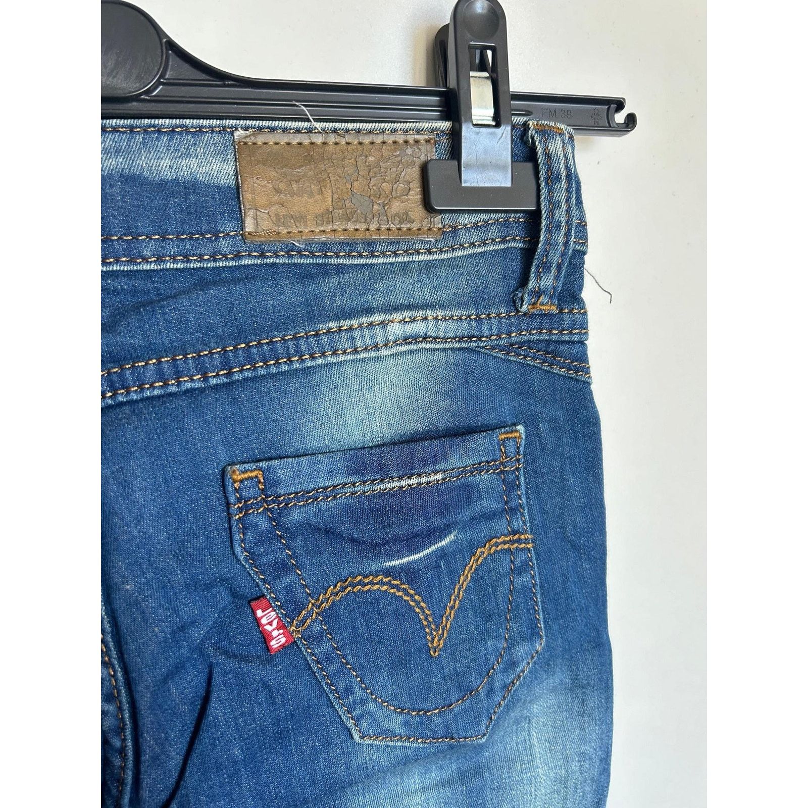 Levi's Levi's 510 W29 L34 USA Made 1996 Slim Fit Blue Jeans Size US 29 - 6 Thumbnail