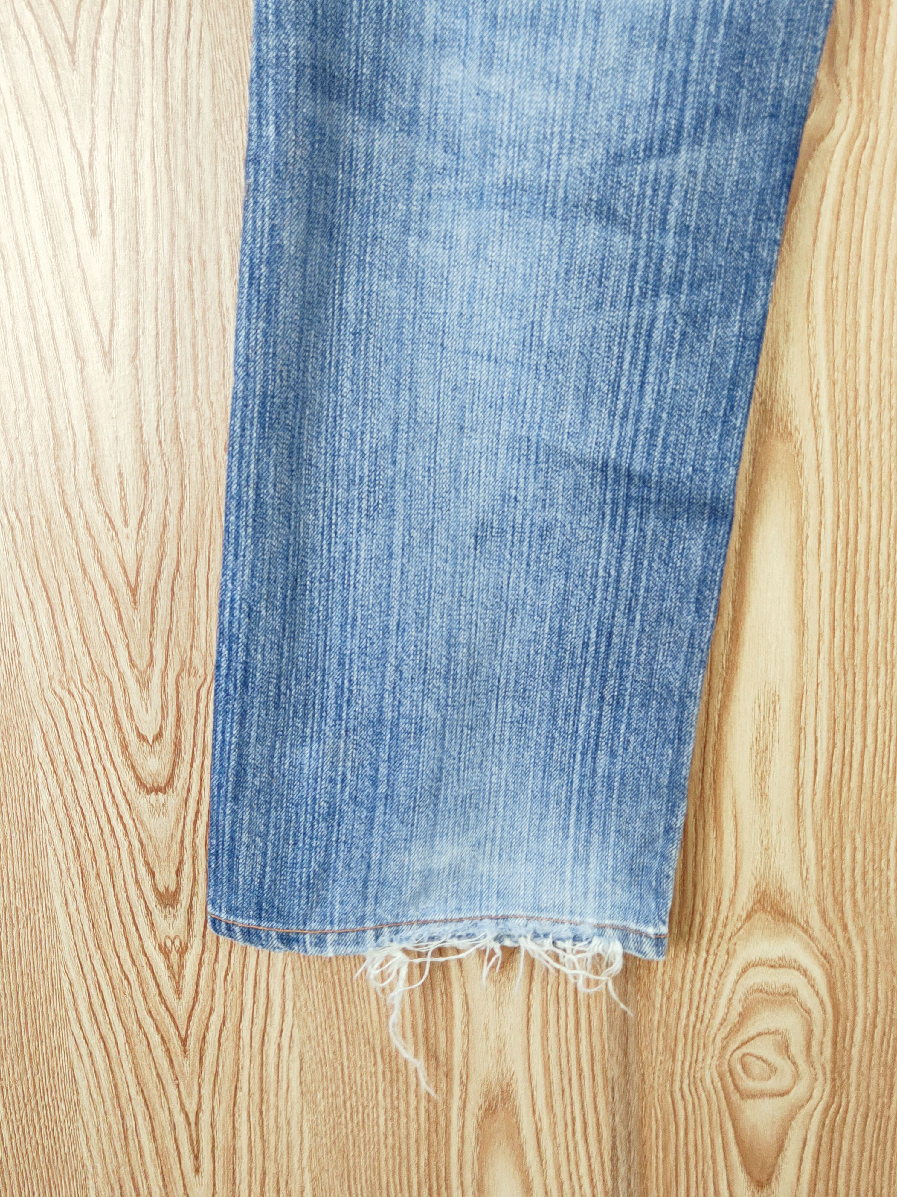 Levi's 512 Levi's vintage Blue Distressed Ripped Jeans denim #W233 Size US 29 - 12 Thumbnail