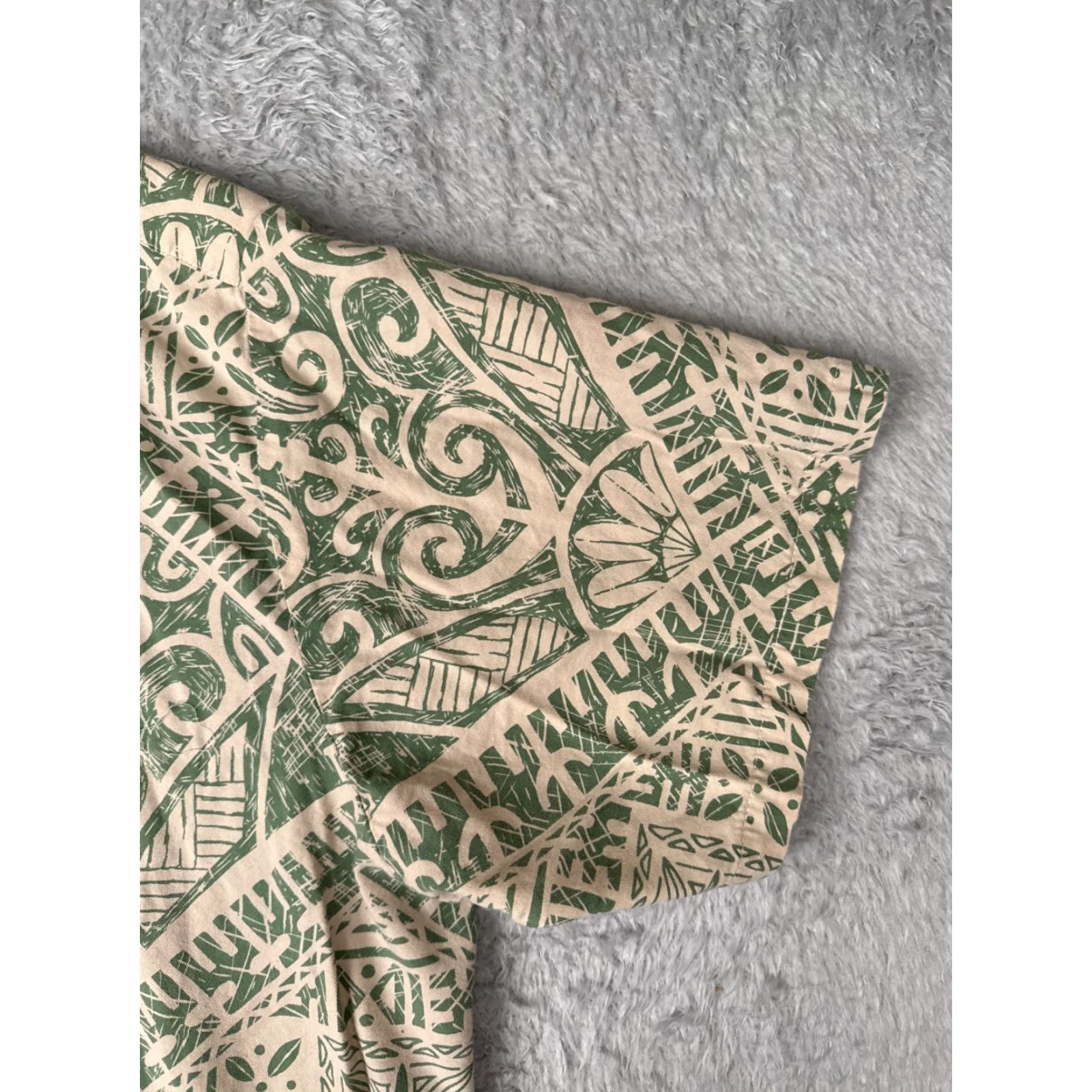 Vintage Kai Veikau Shirt Men 3XL Green Beige Floral Geometric 100% Cotton Hawaiian Size US XXL / EU 58 / 5 - 2 Thumbnail