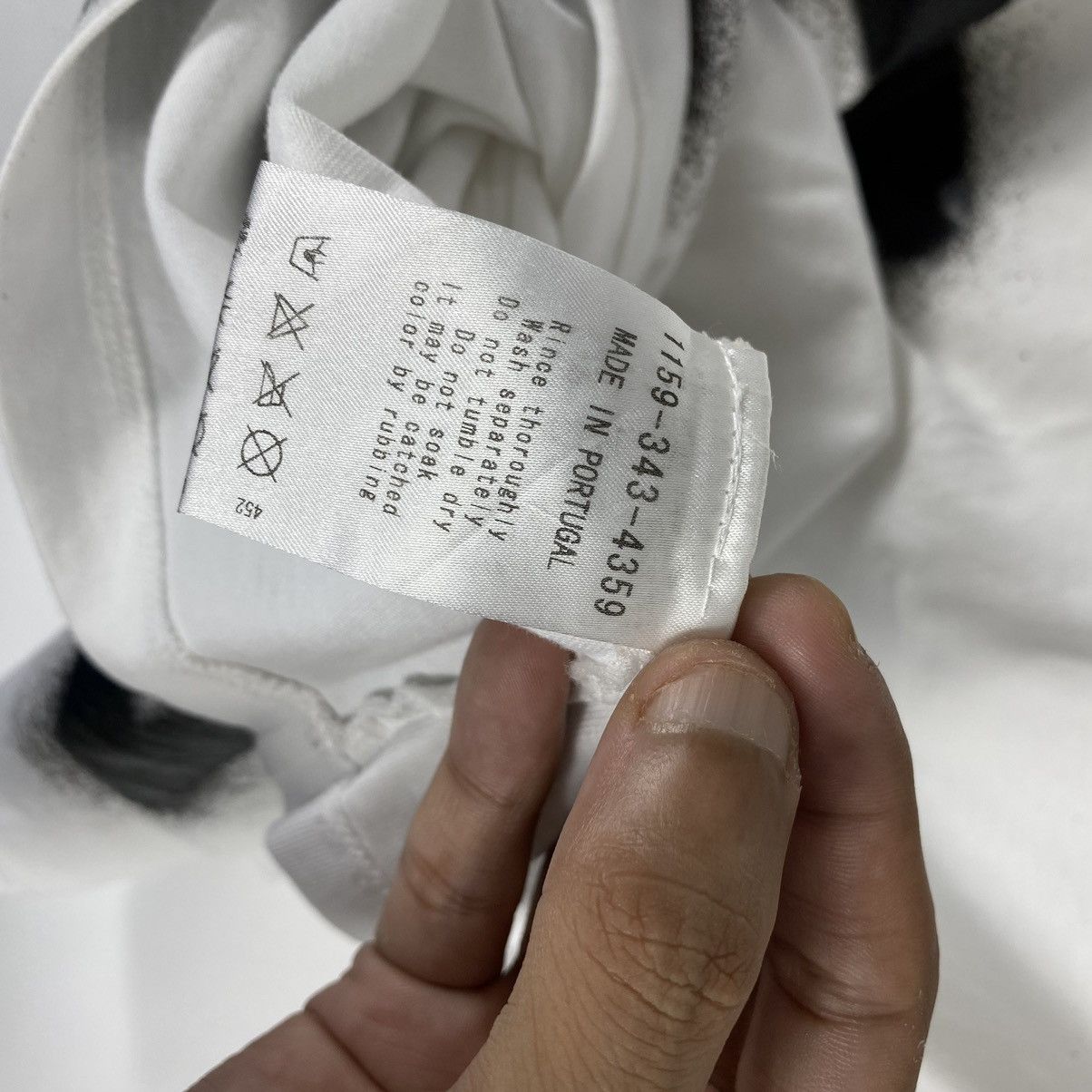 Acne Studios ACNE STUDIOS EDDY SYMBOL STARS TEE Size US S / EU 44-46 / 1 - 7 Thumbnail