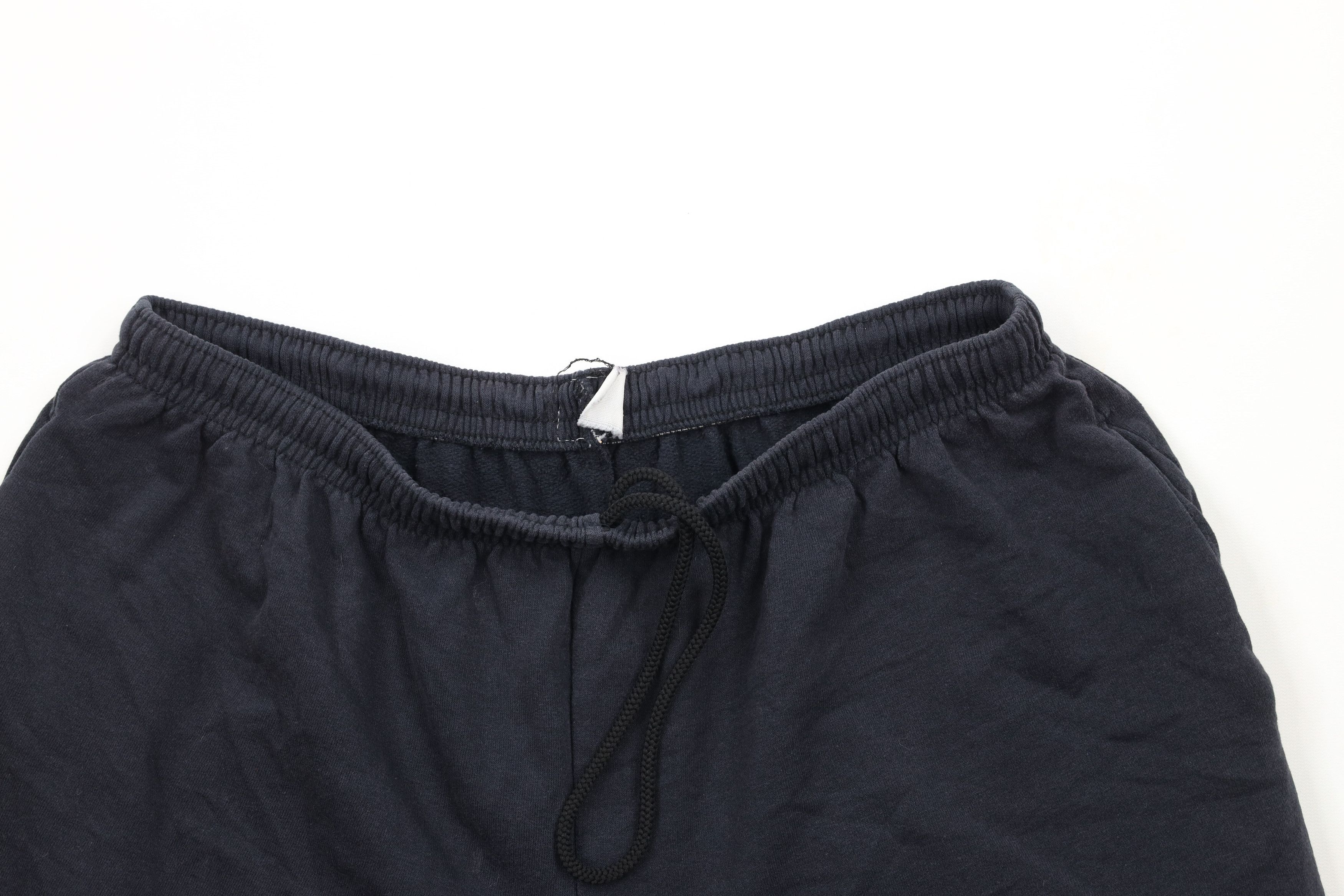 Vintage Vintage 90s Streetwear Above Knee Sweatpants Shorts USA Size US 34 / EU 50 - 2 Thumbnail