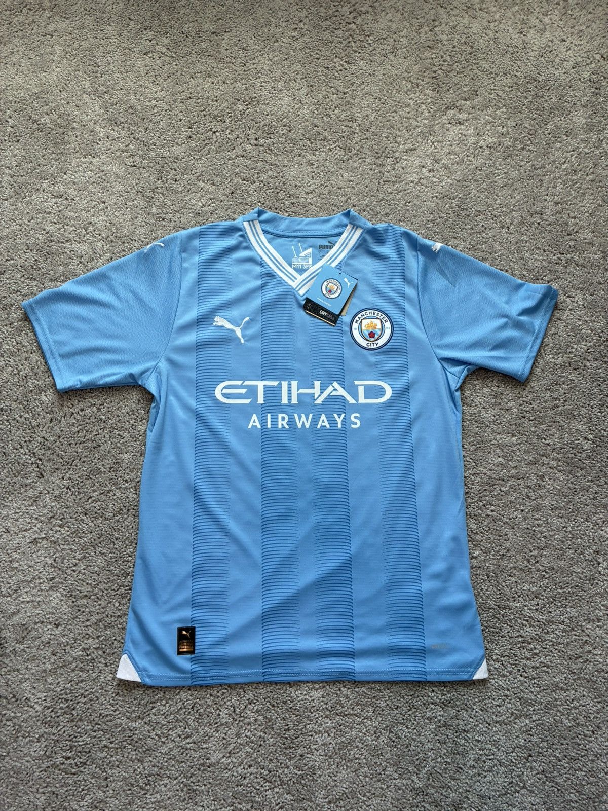 Puma 2023/2024 Manchester City Home Kit Size US M / EU 48-50 / 2 - 1 Thumbnail