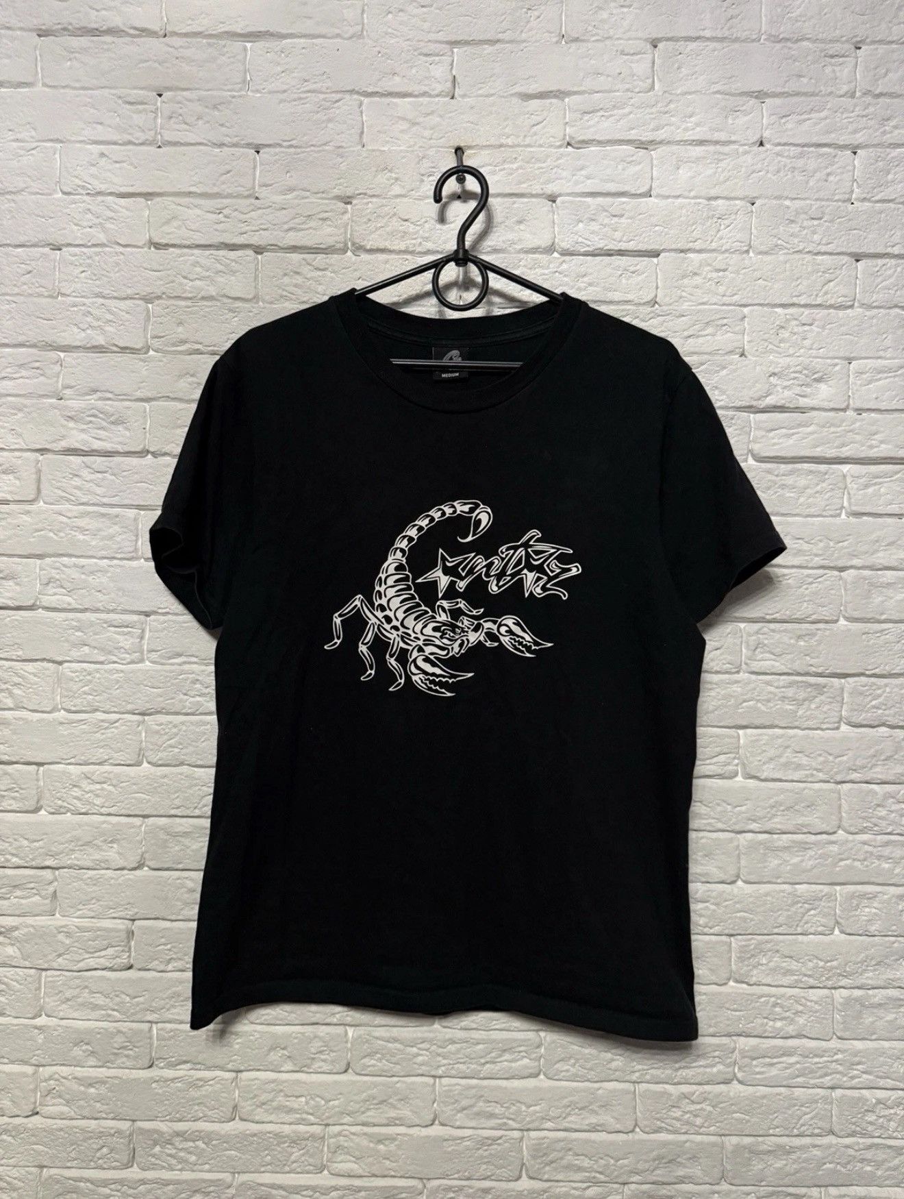 Corteiz T-shirt Corteiz Scorpion Allstarz Tee Black | Grailed