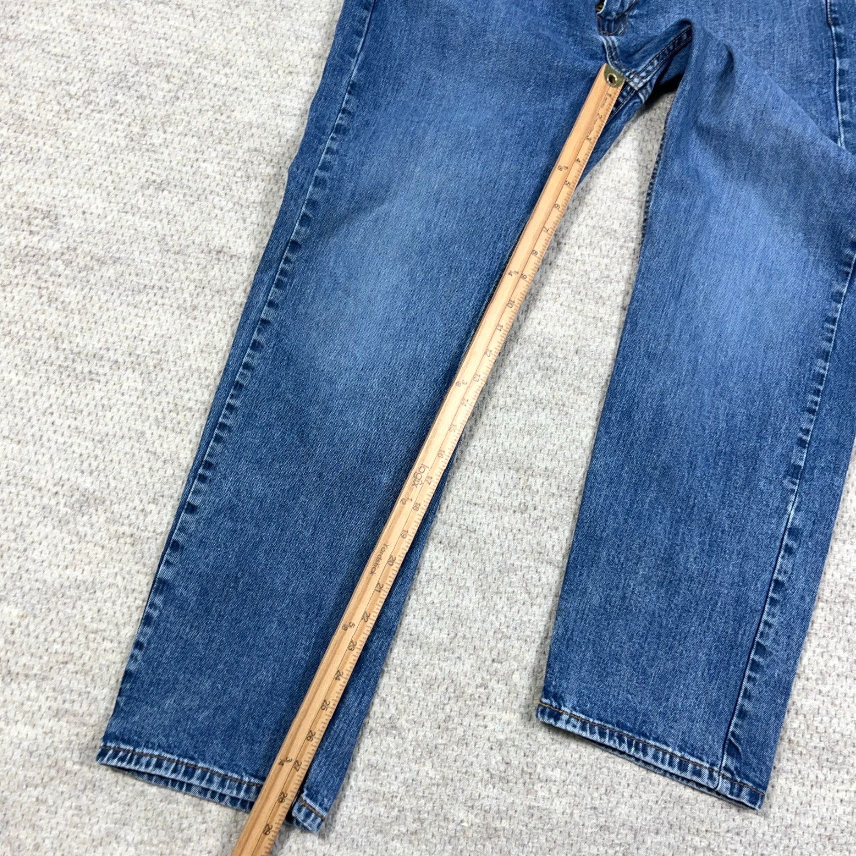 Levi's Levi's 505 Jeans Mens 34x30 Regular Straight Denim Blue Medium Wash 5-Pocket Zip Button Logo Regular Fit A29 Size US 38 / EU 54 - 6 Thumbnail