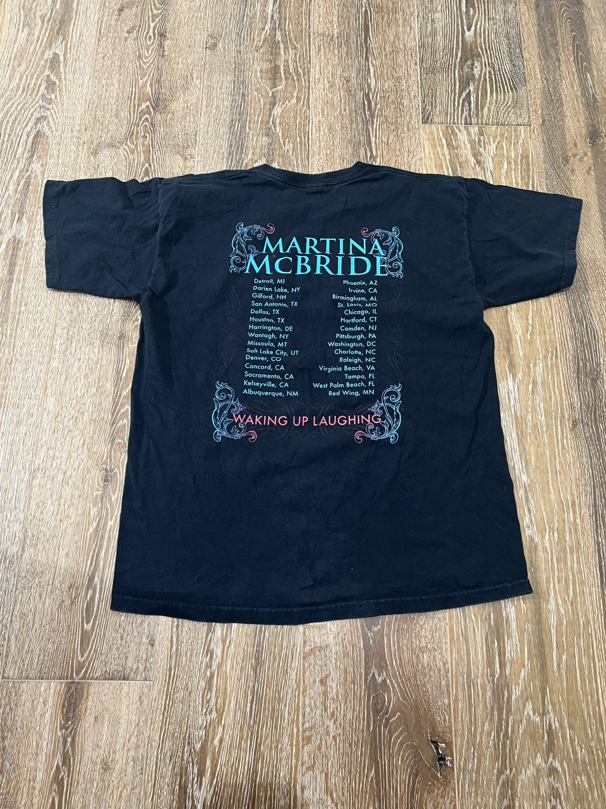 Band Tees Martina mcbride wake up laughing tee Size US L / EU 52-54 / 3 - 2 Thumbnail