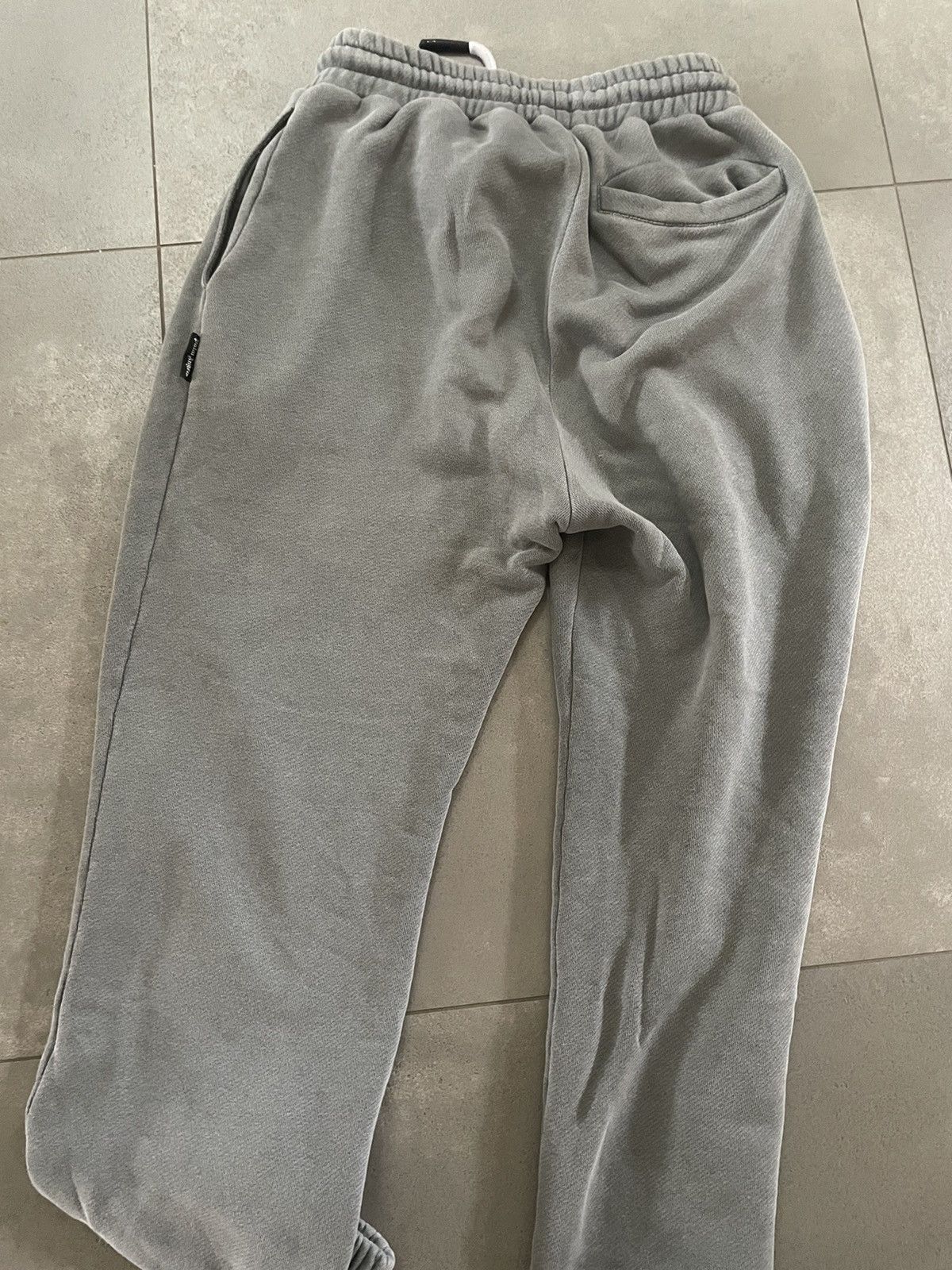 Palm Angels Rare Palm Angels Curved Logo Sweatpants Grey Size US 31 - 2 Thumbnail