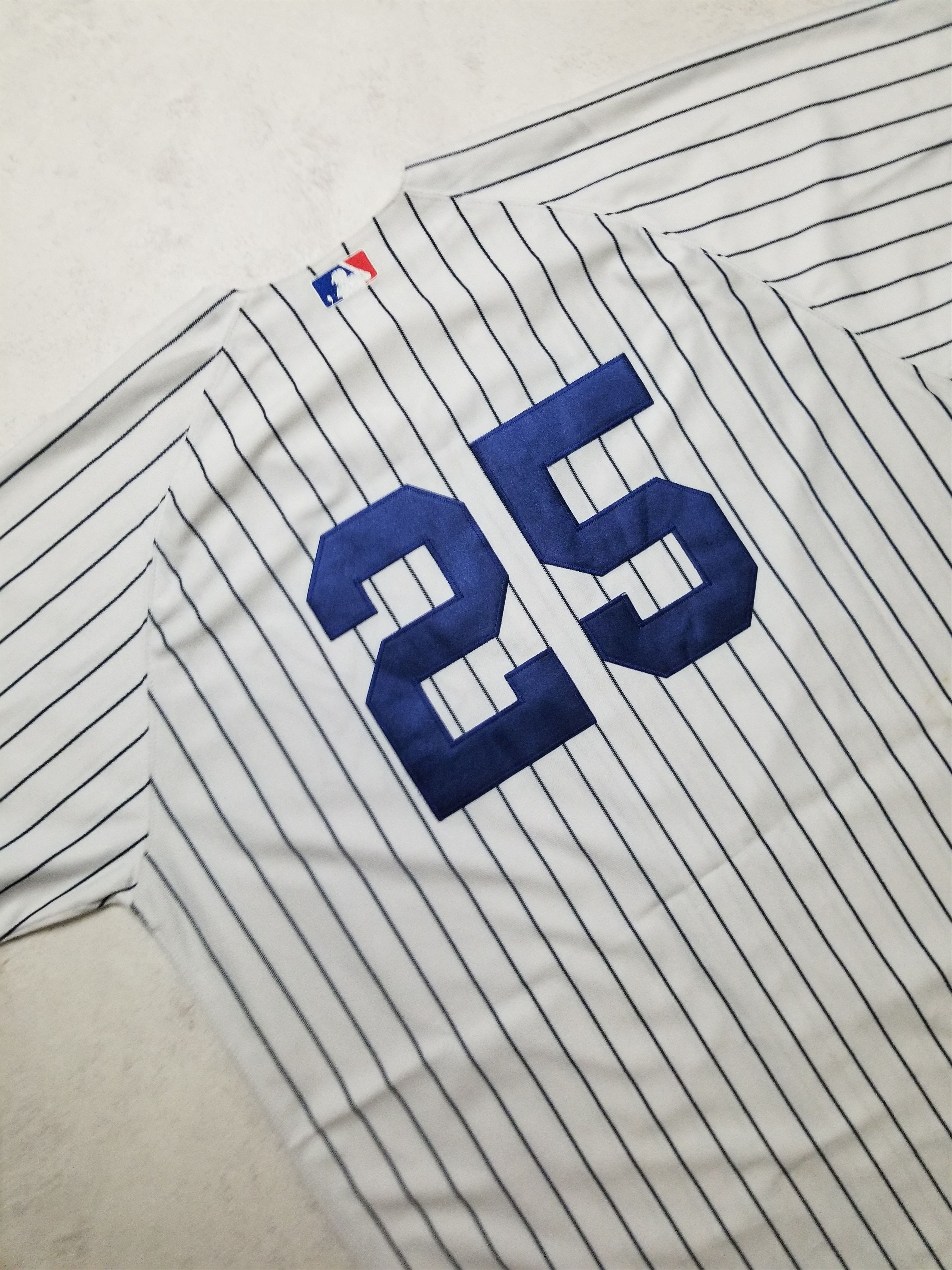 Majestic VTG Majestic New York Yankees #25 MLB Pinstripe Shirt Jersey Size US XL / EU 56 / 4 - 9 Thumbnail