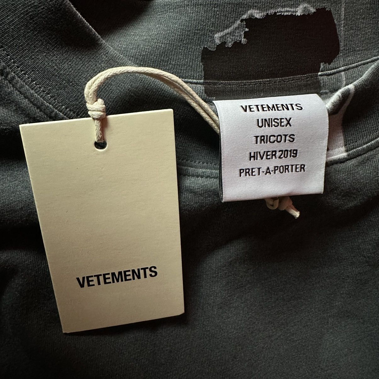 Vetements Vetements Charles Manson Trompe L’oeil Longsleeve Tee AW18 Size US S / EU 44-46 / 1 - 6 Thumbnail