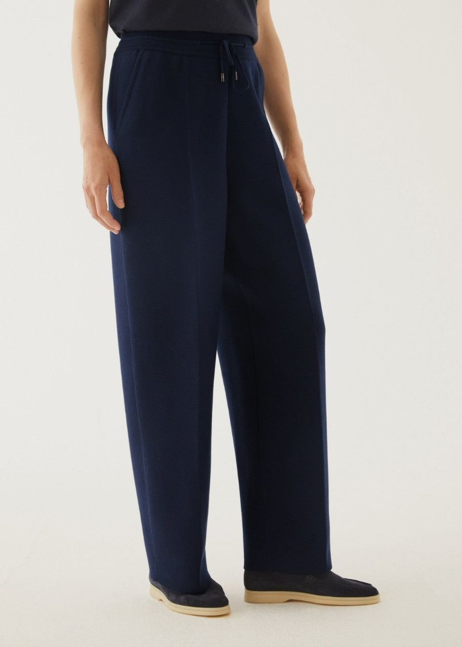 image of Loro Piana O1Srvl11E0424 Trouser In Navy Blue, Women's (Size 26)