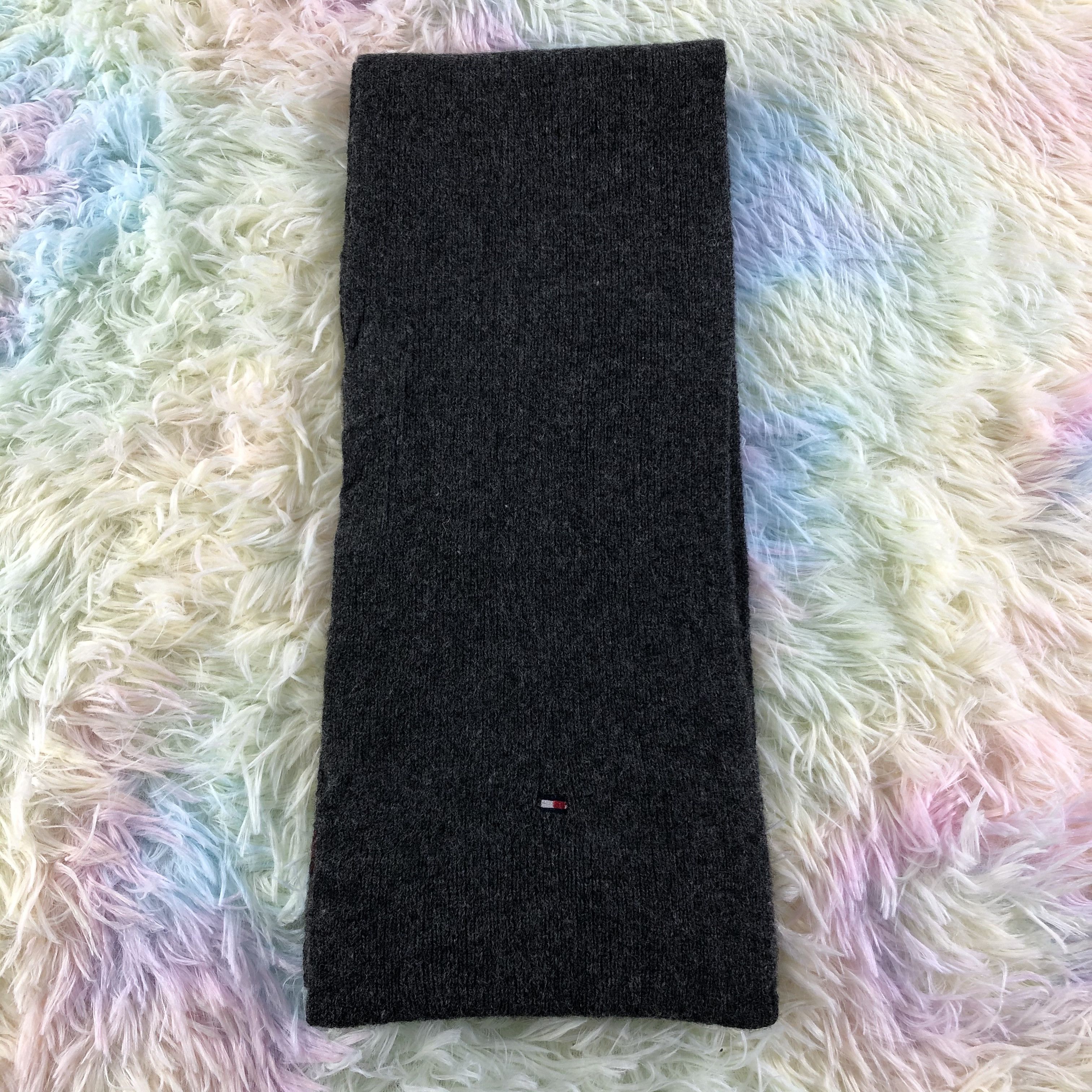Tommy Hilfiger Tommy Hilfiger Scarf / Muffler / Neckwear - KM270 Size ONE SIZE - 2 Thumbnail