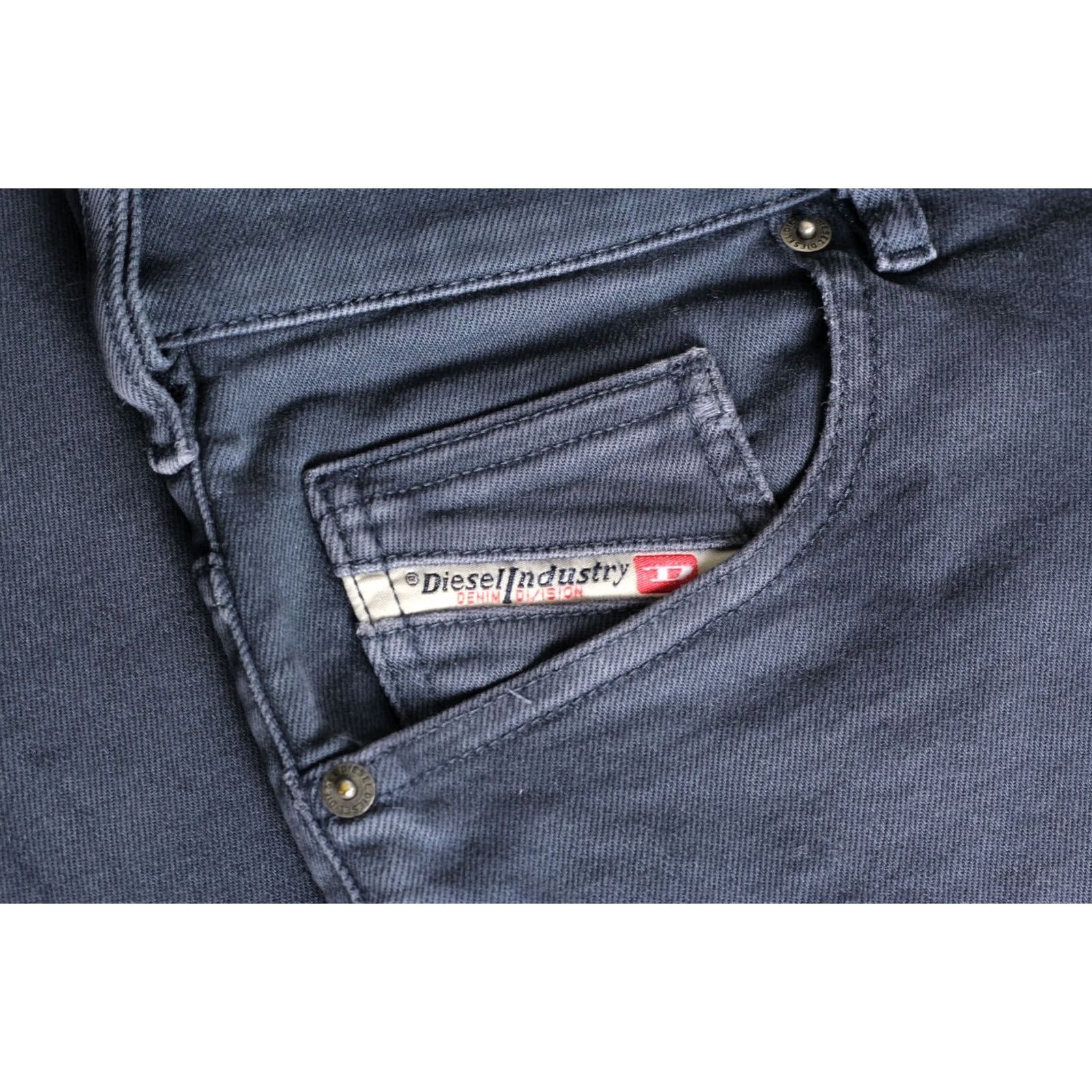 Diesel DIESEL Jeans Men W31 L32 Tapered Stretch DZ7987 D-YENNOX 009HA Size US 31 - 5 Thumbnail