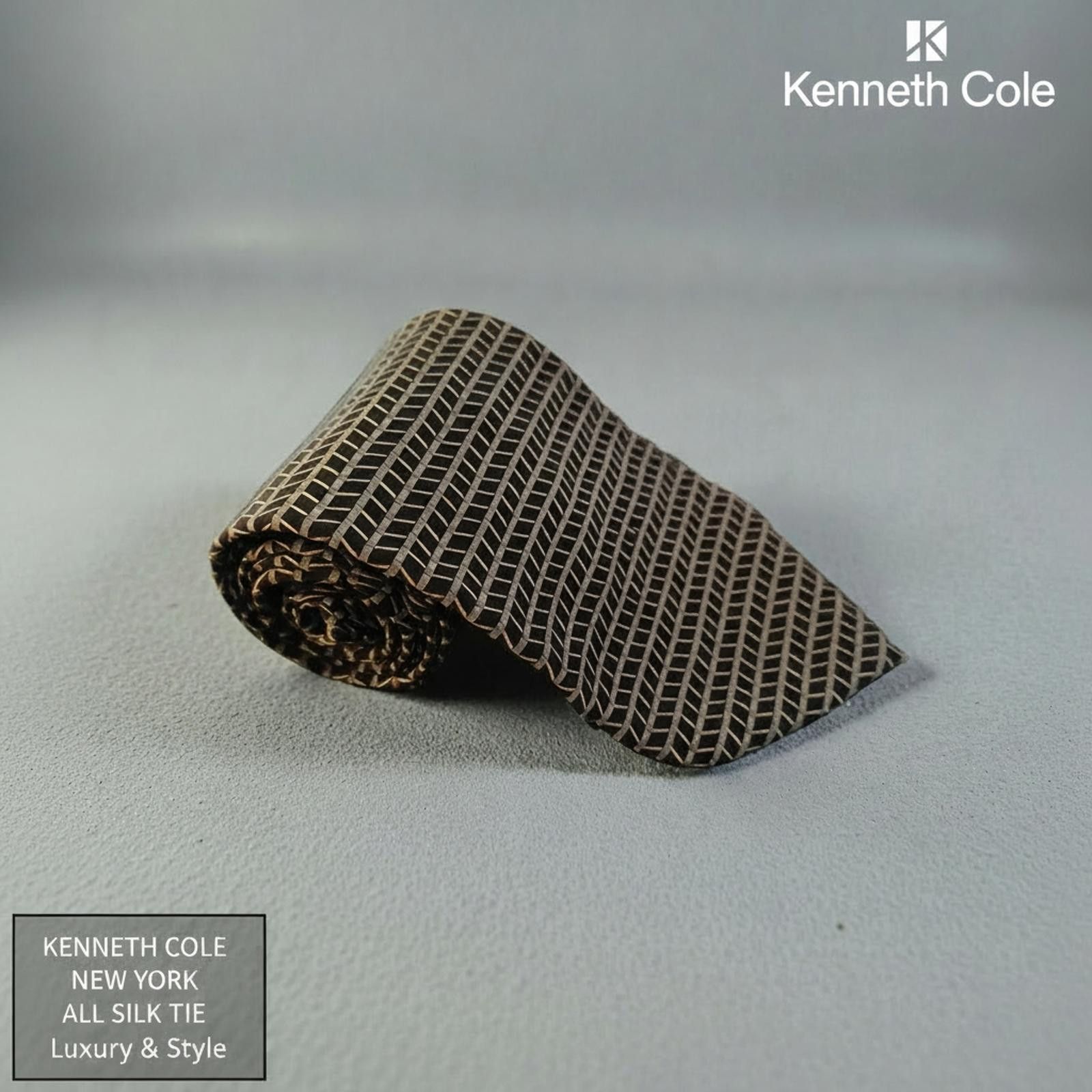 Kenneth Cole Kenneth Cole New York Silk Tie with Geometric Pattern Size ONE SIZE - 1 Thumbnail