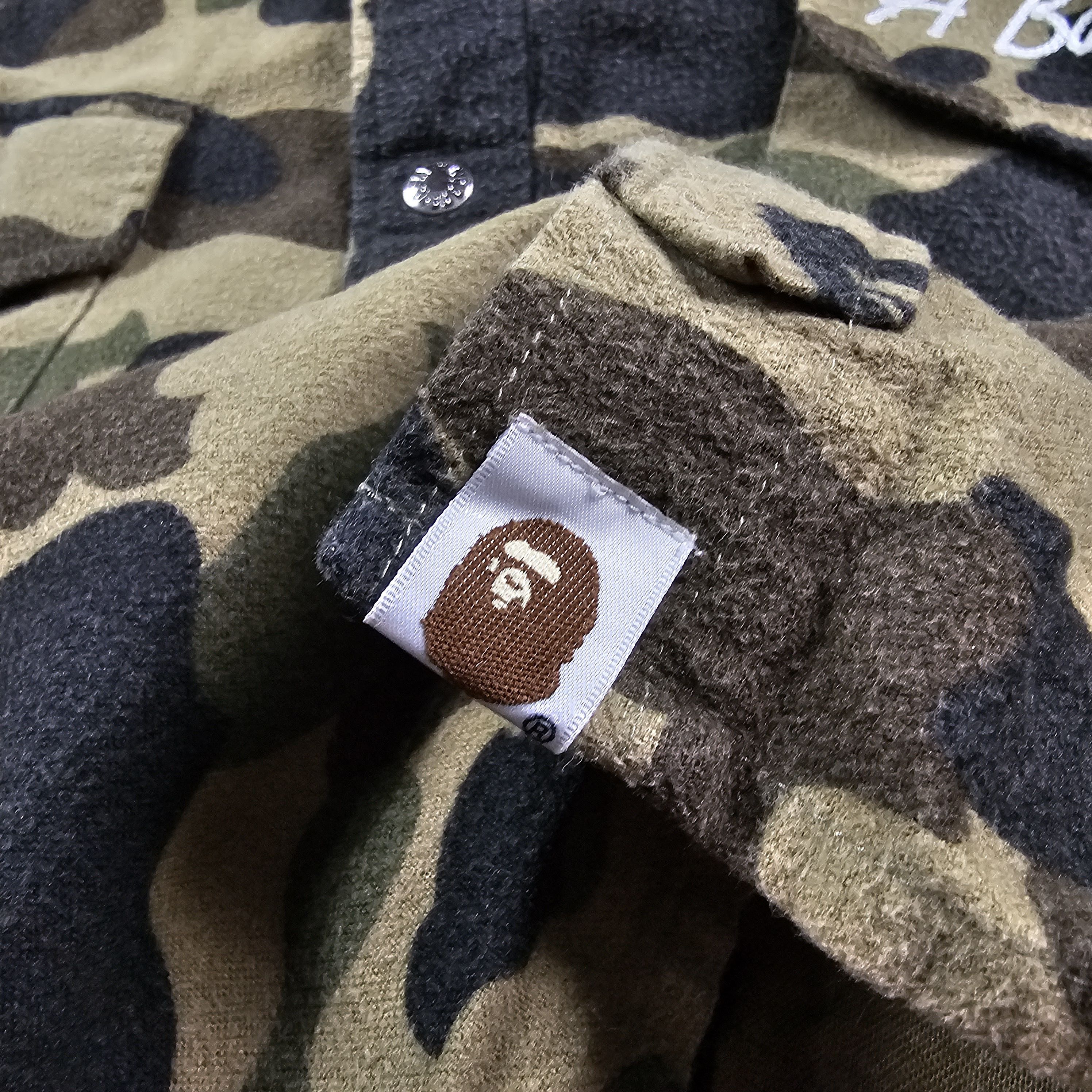 Bape 1st Camo Flannel Shirt Size US L / EU 52-54 / 3 - 6 Thumbnail