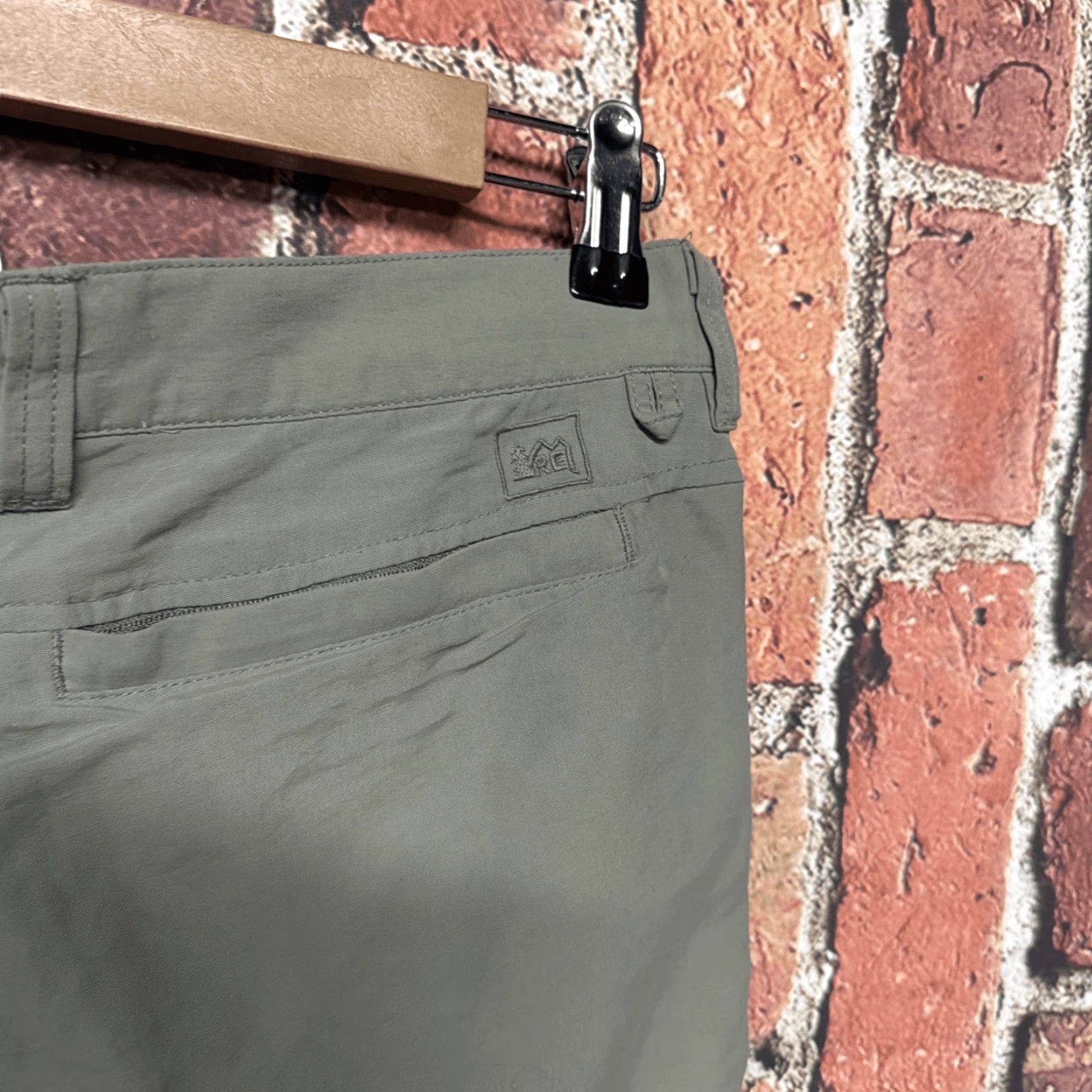 Vintage REI Shorts Mens Nylon Hiking Green 30 Size US 30 / EU 46 - 4 Thumbnail