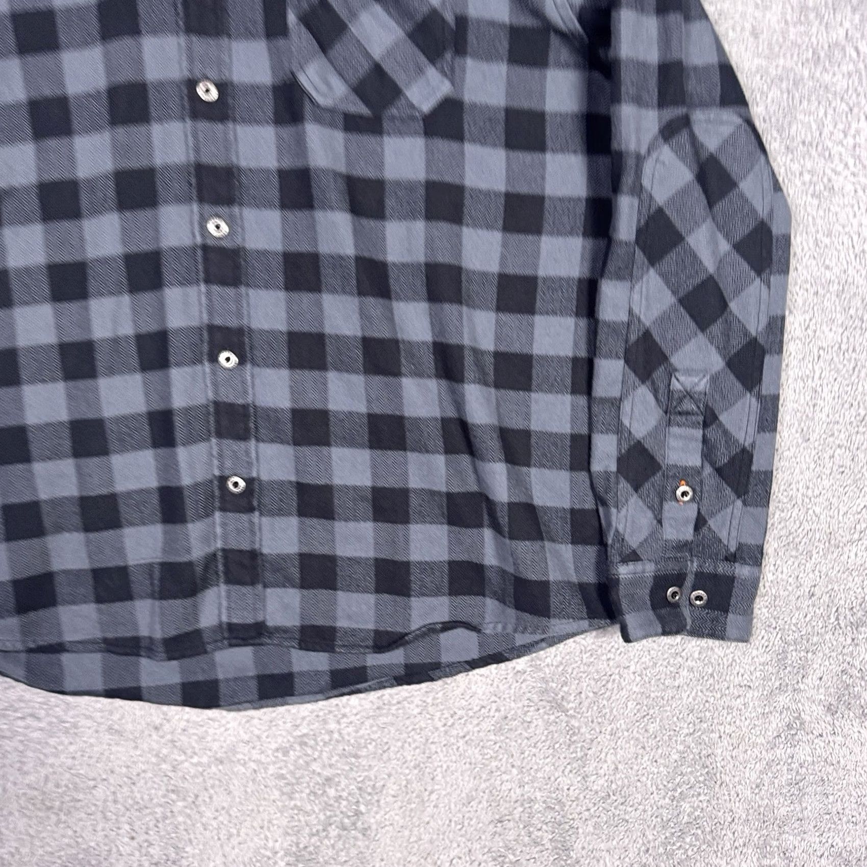 Vintage Howler Bros Shirt Mens L Gray Harkers Flannel Buffalo Plaid Shooting Patch Soft Size US L / EU 52-54 / 3 - 2 Thumbnail
