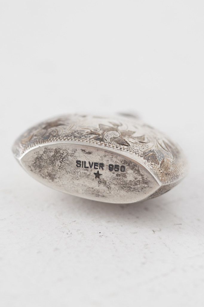 Vintage Vintage silver perfume flask Size ONE SIZE - 6 Thumbnail