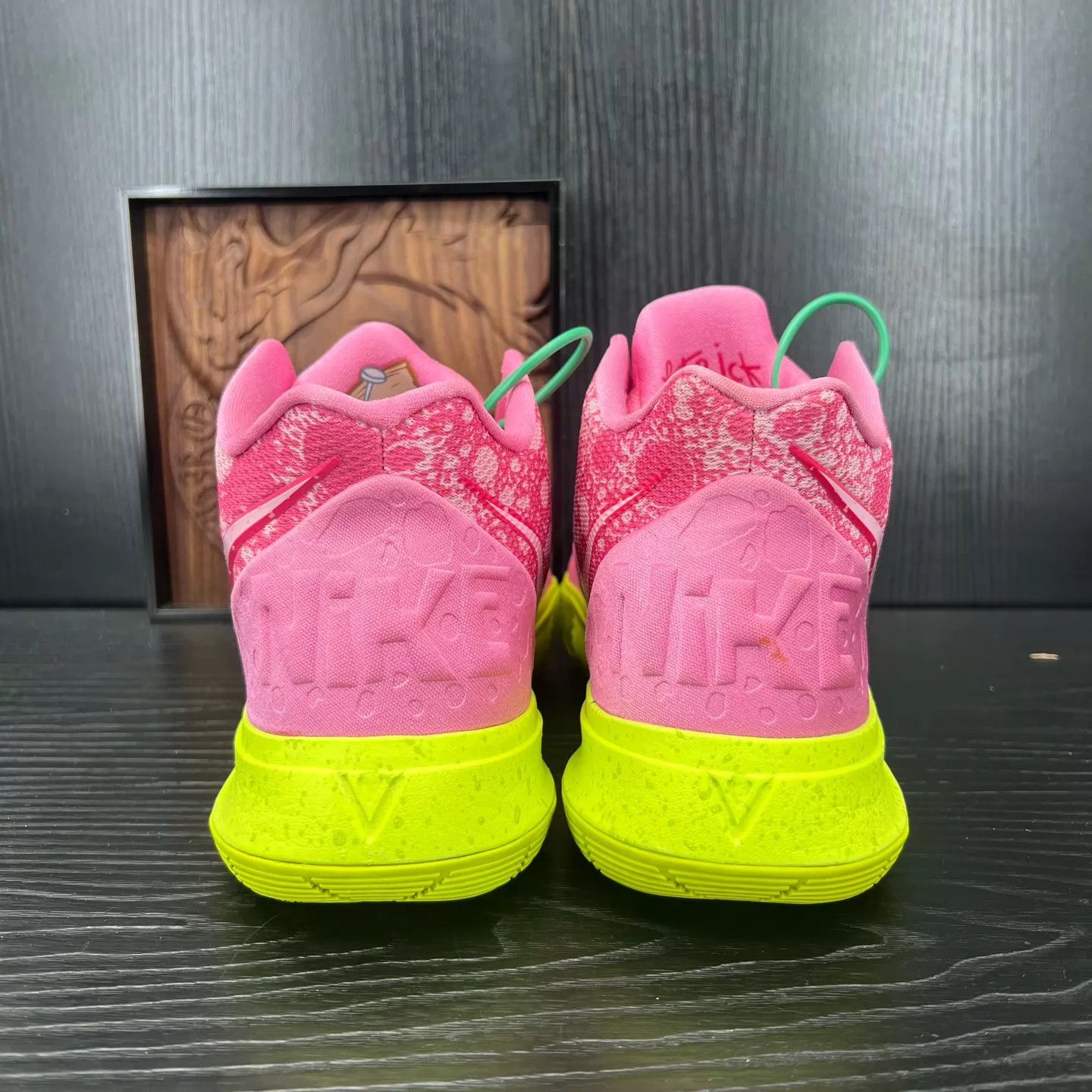 Nike Nike Kyrie 5 Patrick Star Pink 44.5 boxed Size US 11.5 / EU 44-45 - 7 Thumbnail