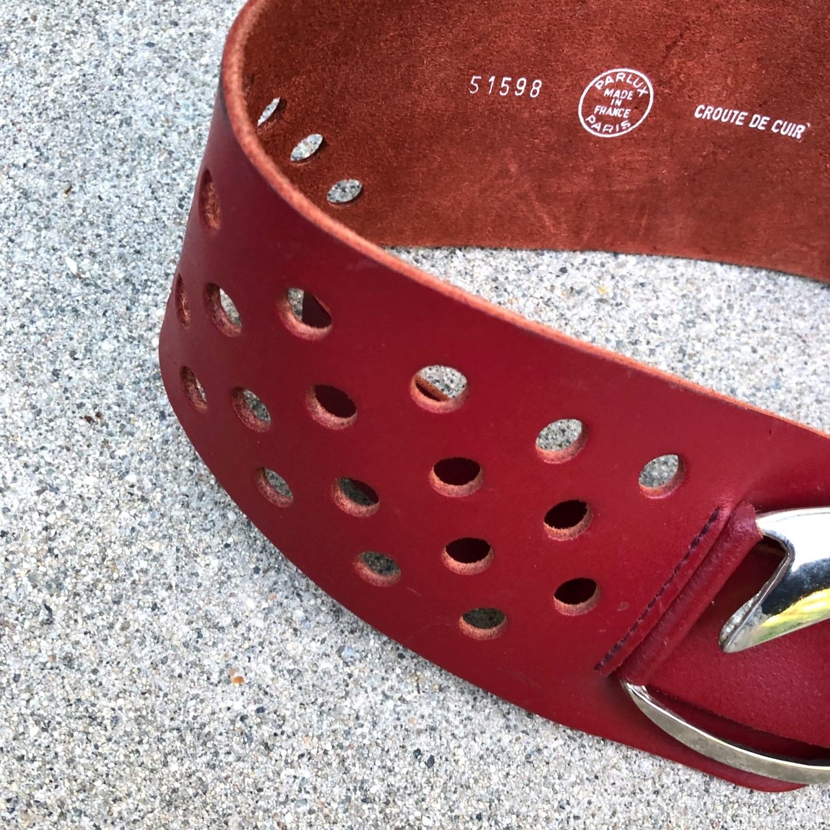 Vintage CROUTE DE CUIR Belt Buckle Leather Belt 75/30 Paris France Parlux Length: 37" Red Women 75/30 Leather Buckle France Parlus Parisited Size ONE SIZE - 3 Thumbnail