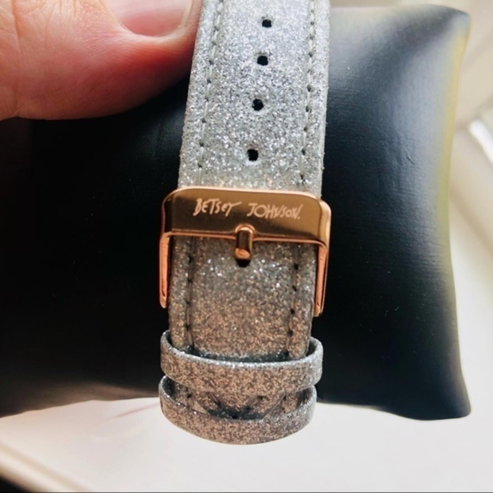 Betsey Johnson Betsey Johnson Penguin Watch NWT Size ONE SIZE - 8 Thumbnail