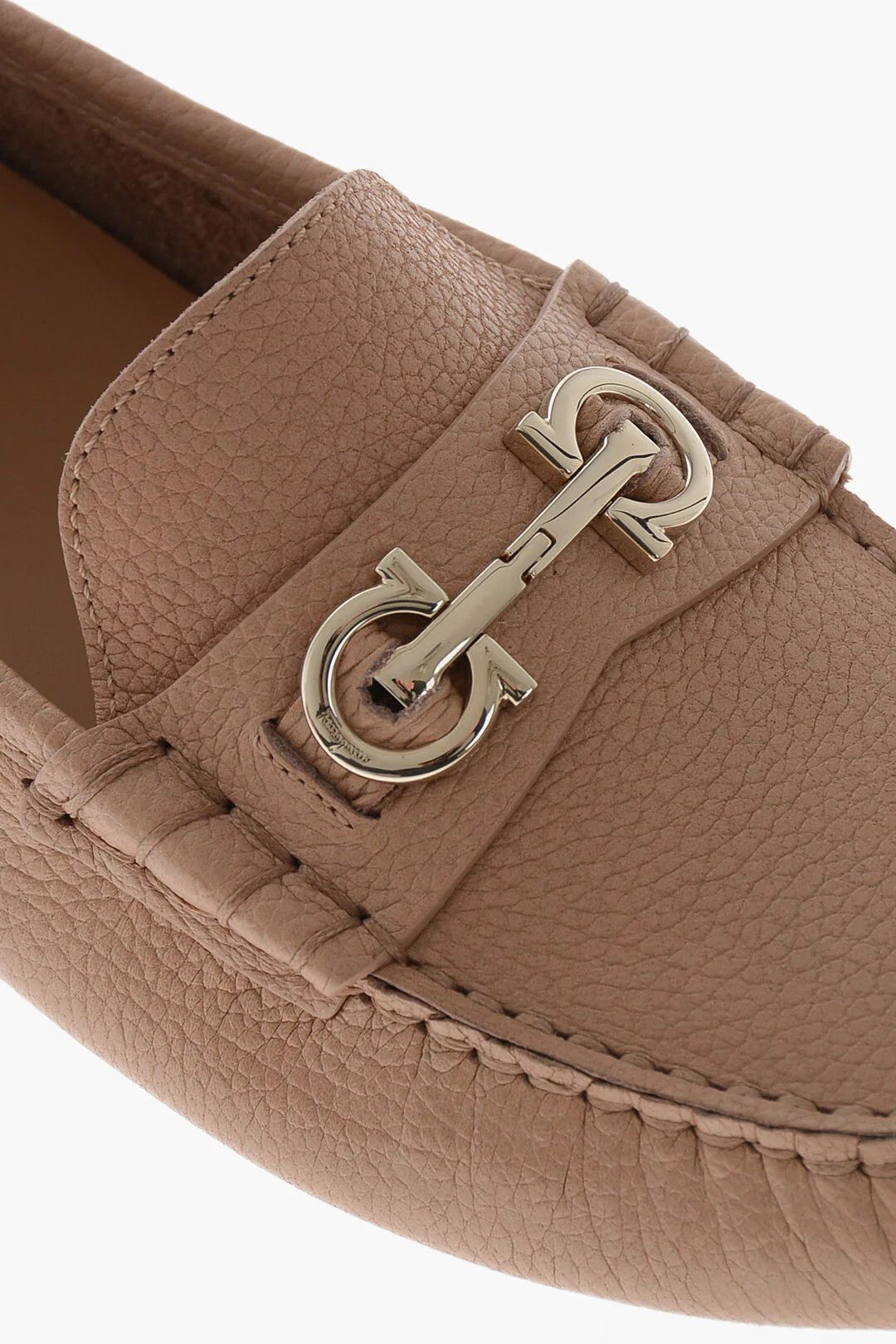 Salvatore Ferragamo og1mm0426 Hammered Leather Loafers in Pink Size US 7 / IT 37 - 4 Thumbnail