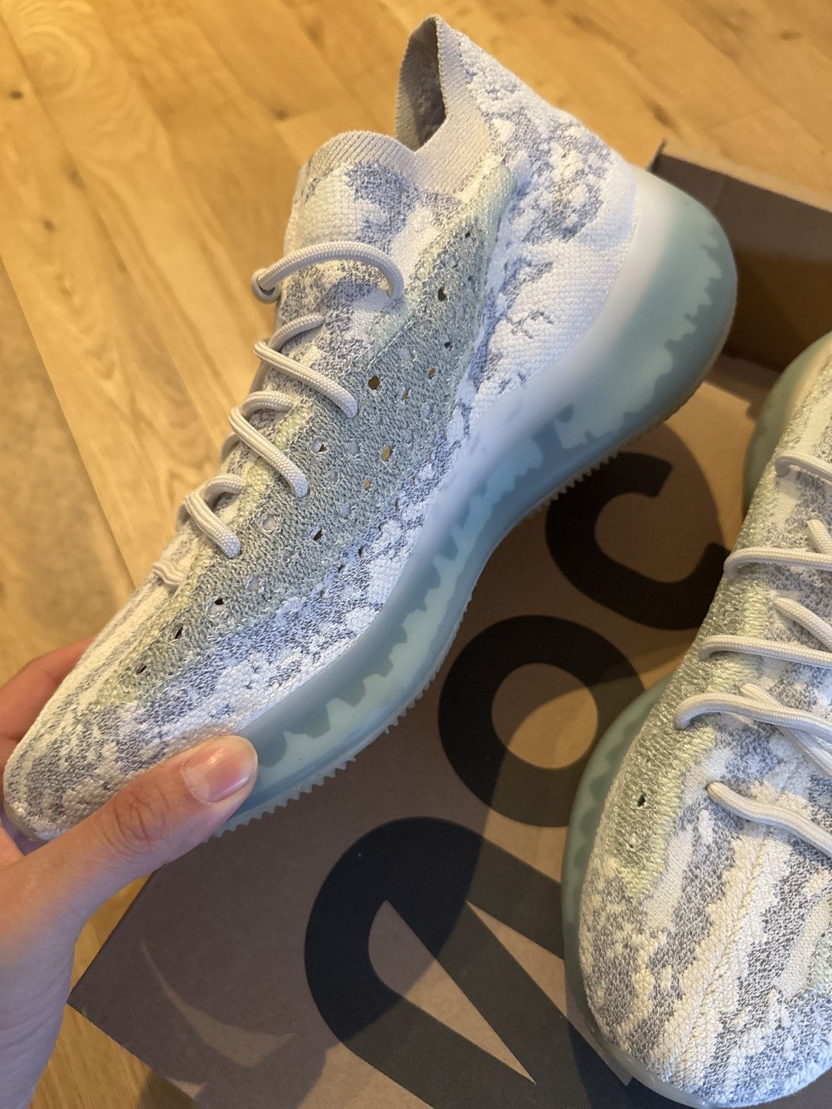Adidas Adidas Yeezy 380 alien blue size 12.5 GW0304 Size US 12.5 / EU 45-46 - 7 Thumbnail