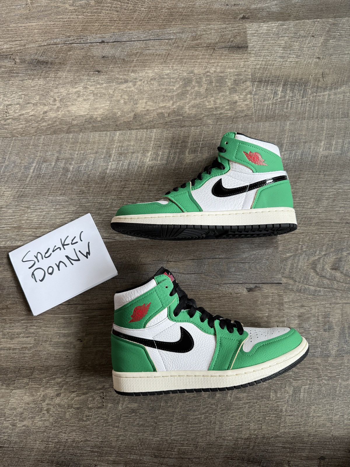 Jordan Brand Jordan 1 High Lucky Green (Women’s) Size US 7.5 / IT 37.5 - 3 Thumbnail
