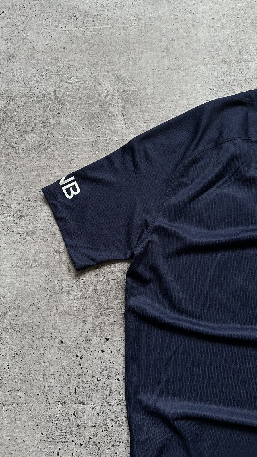 Nike 2018/19 Nike PSG Paris Saint-Germain Home Soccer Jersey Size US L / EU 52-54 / 3 - 14 Thumbnail