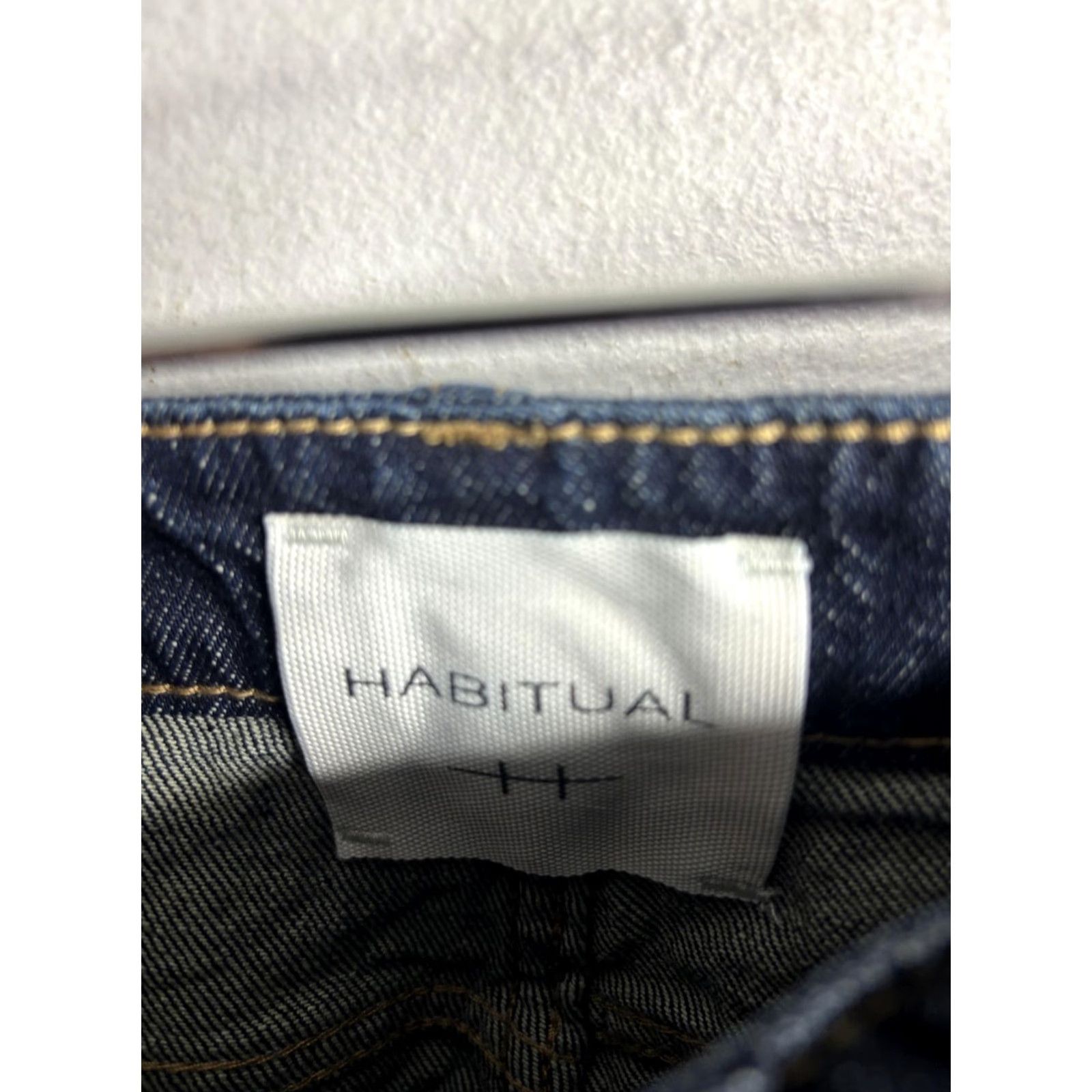 Vintage Habitual Jeans Womens 8 Dark Wash Seamed Straight Leg Cropped Hem Denim Zip Pockets 5-Pocket Womens Mens Girls 90s? Size 30" / US 8 / IT 44 - 3 Thumbnail
