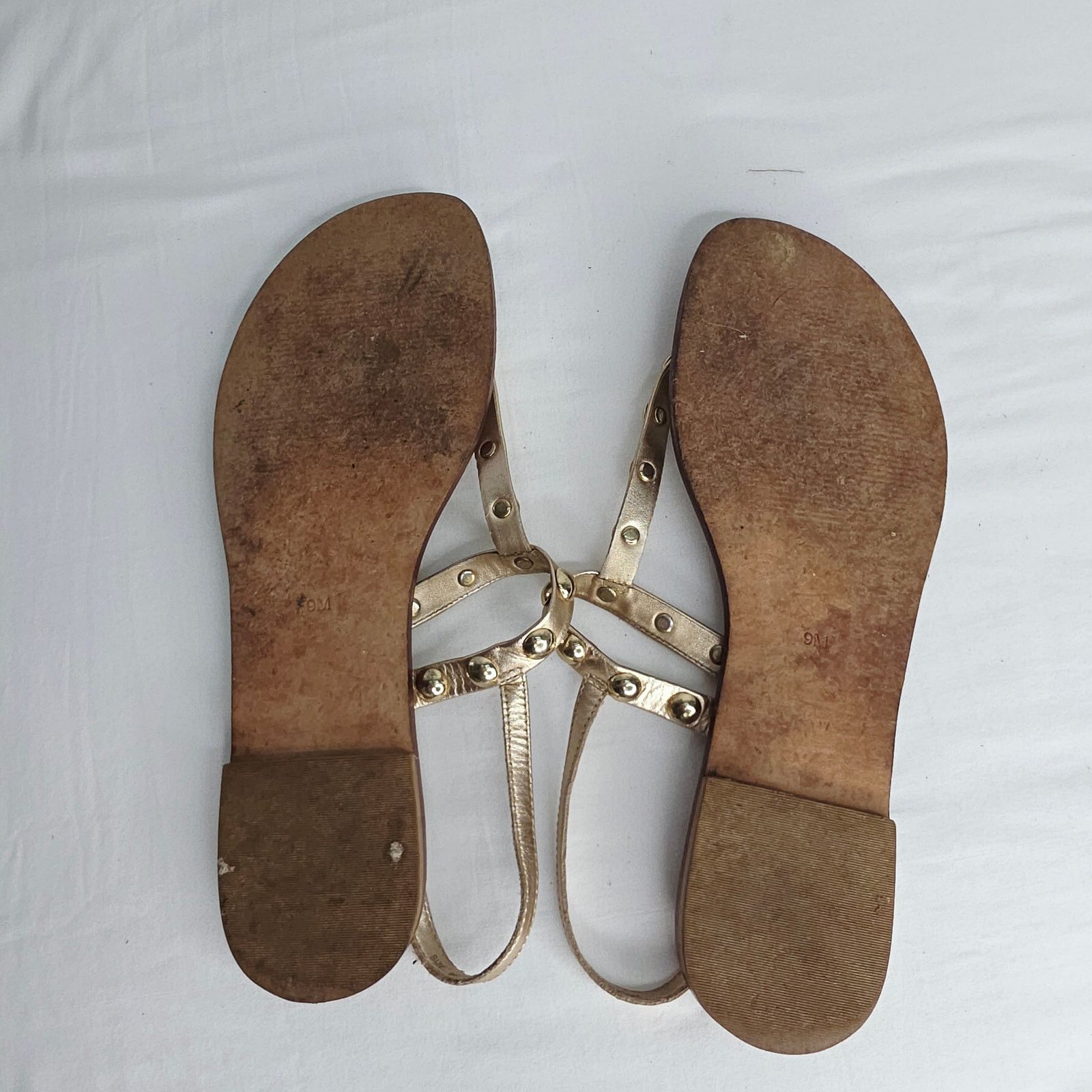 Lilly Pulitzer Lilly Pulitzer Gold Leather Studded Open Toe Strappy Sandal Size US 9 / IT 39 - 7 Thumbnail