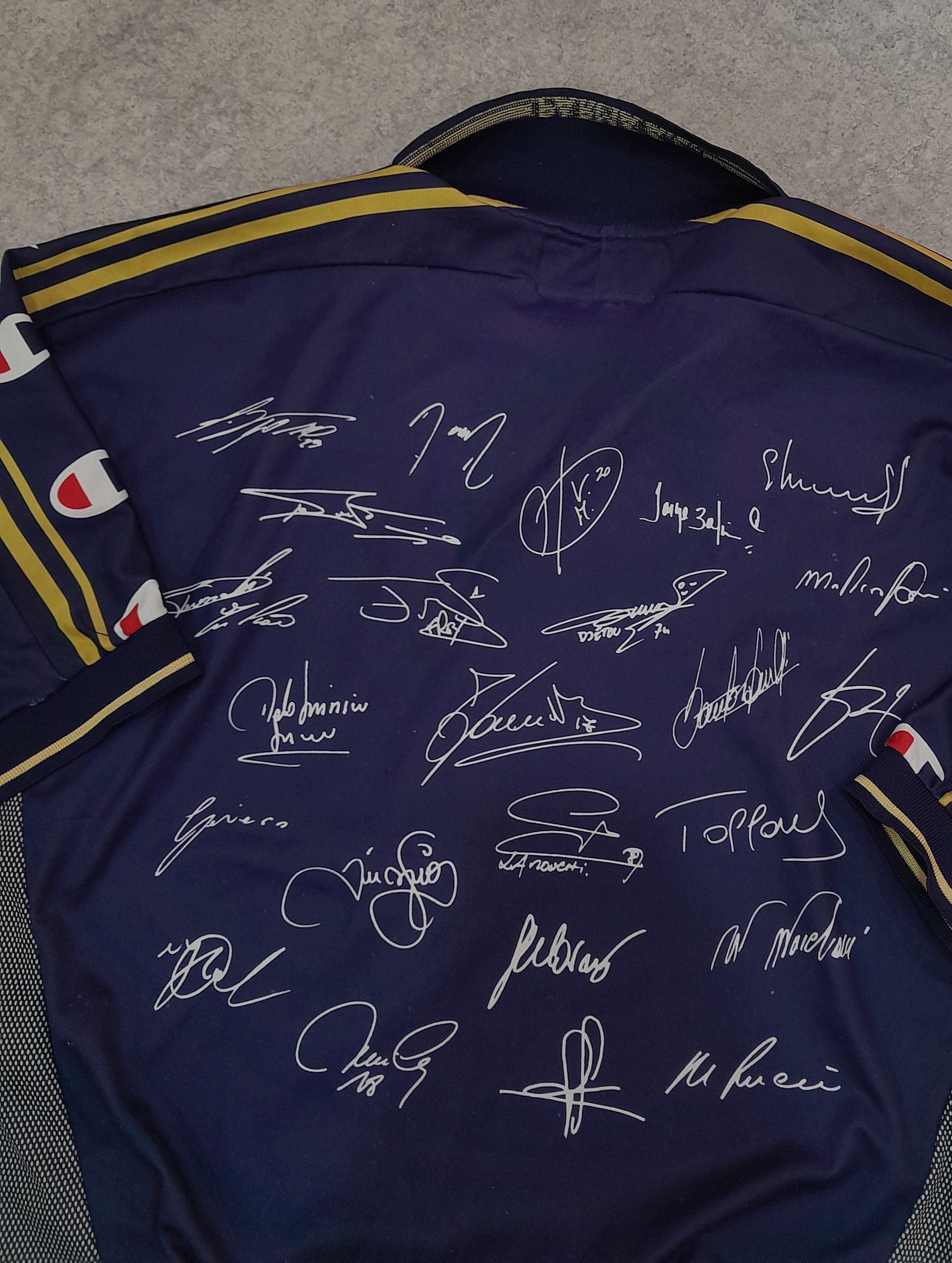 Champion × Vintage Parma 2001/02 Size US L / EU 52-54 / 3 - 3 Thumbnail