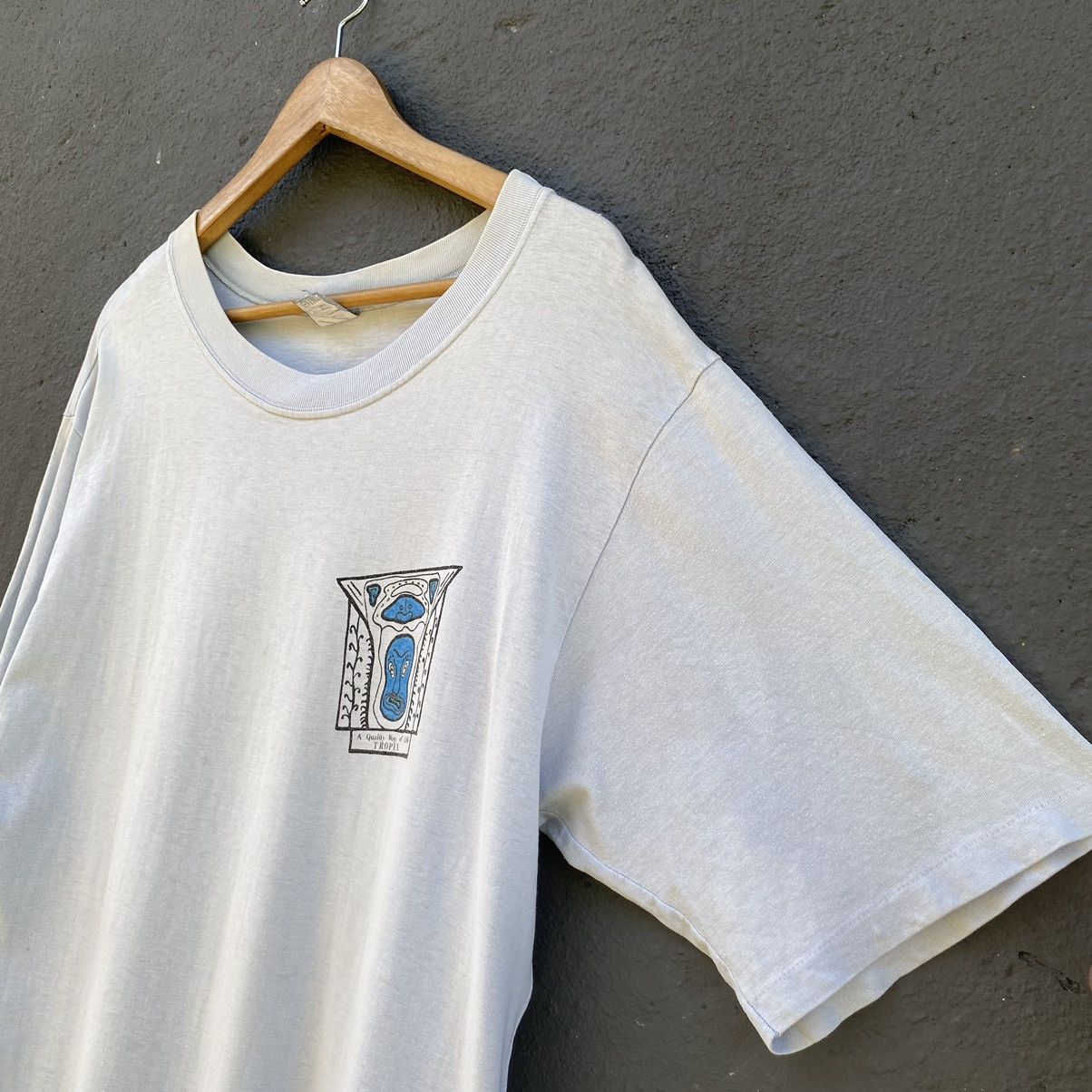 Man Made In Australia 💥SICK💥 THRASHED Vintage 90s Tropix Australia Surf ERD TEE Size US XL / EU 56 / 4 - 13 Thumbnail