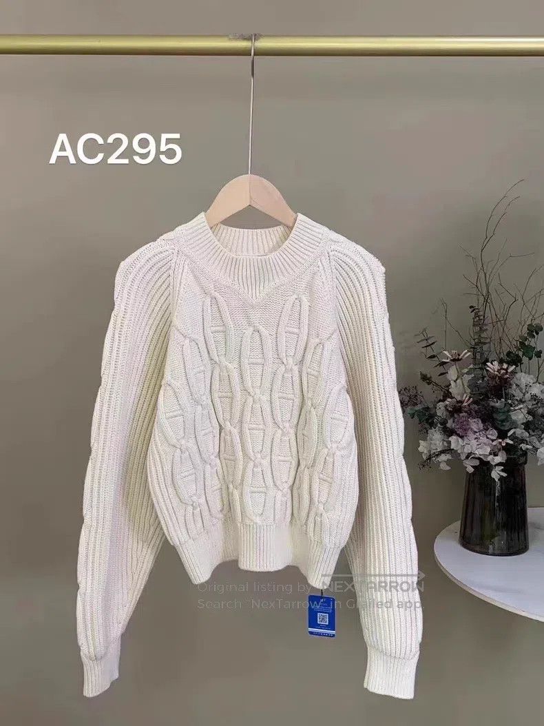 Hermes Hermes Women's Knit Crewneck Sweater Size XXS / US 00 / IT 34 - 1 Thumbnail