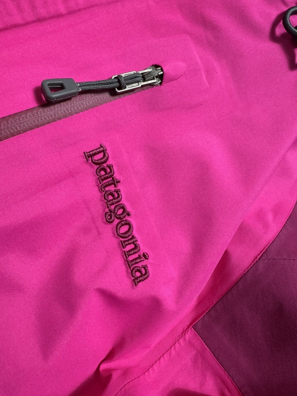 Patagonia Patagonia Gore-Tex Women’s Windbreakers Jacket Size S Size S / US 4 / IT 40 - 6 Thumbnail