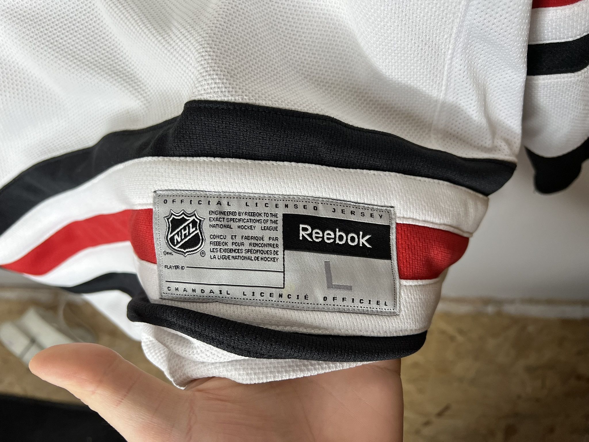 Reebok CHICAGO BLACKHAWKS 2010 AWAY NHL ICE HOCKEY JERSEY SHIRT Size US L / EU 52-54 / 3 - 6 Thumbnail