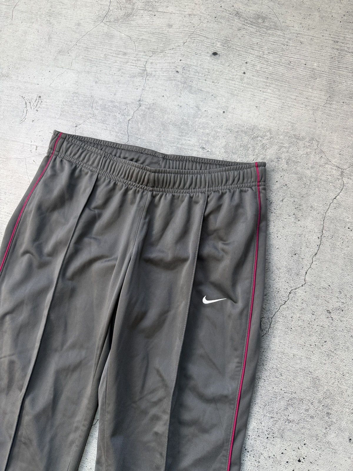 Nike Nike Vintage Pants Nylon Baggy Wide Japan Sweatpants Striped Size US 34 / EU 50 - 3 Thumbnail